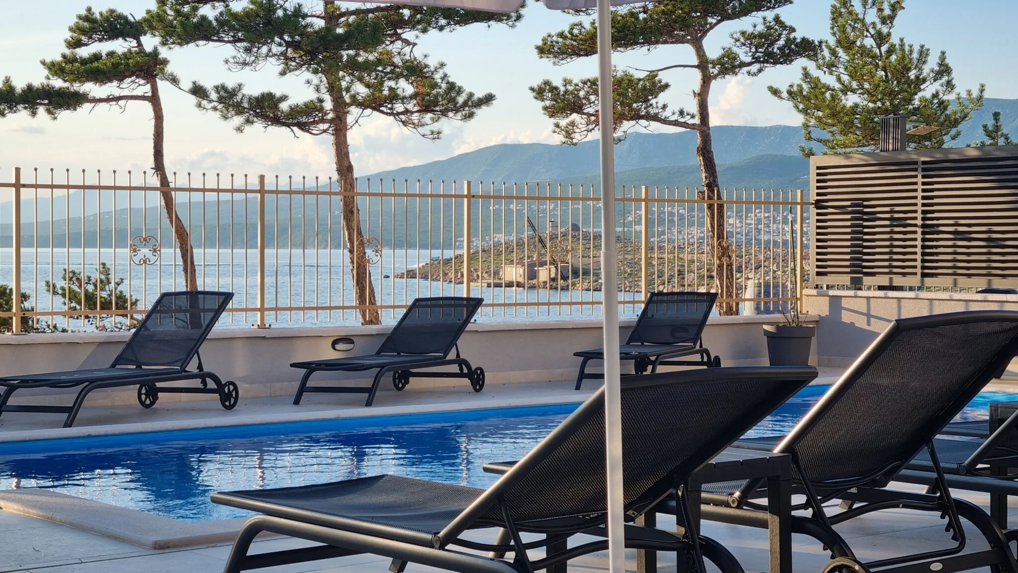 Luxury apartments with pool Punta Šilo – Šilo, Croația