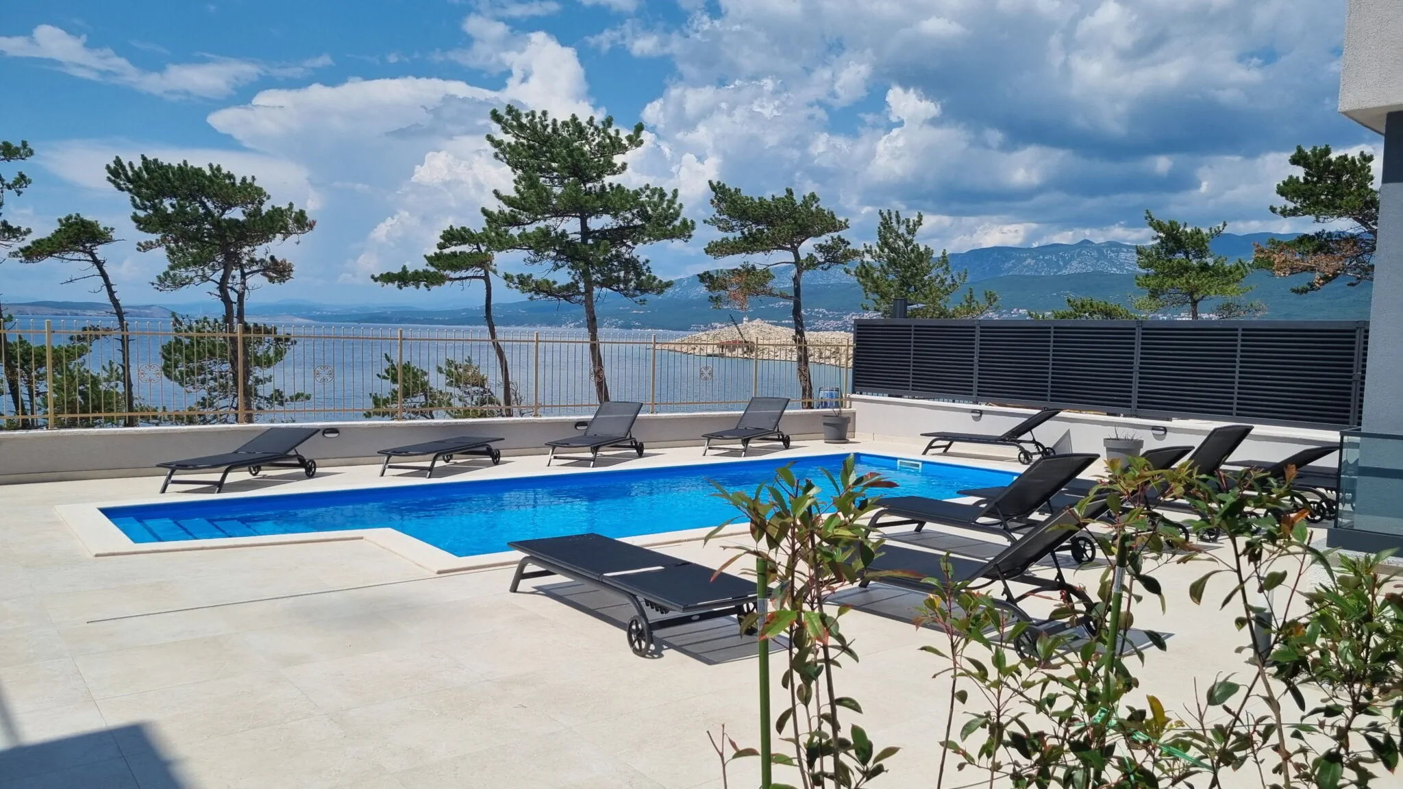 Luxury apartments with pool Punta Šilo – Šilo, Croația