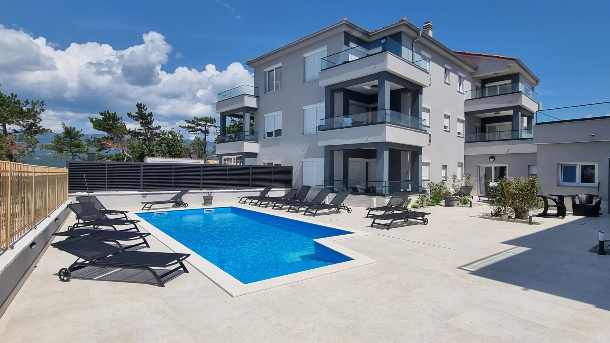 Luxury apartments with pool Punta Šilo – Šilo, Croația