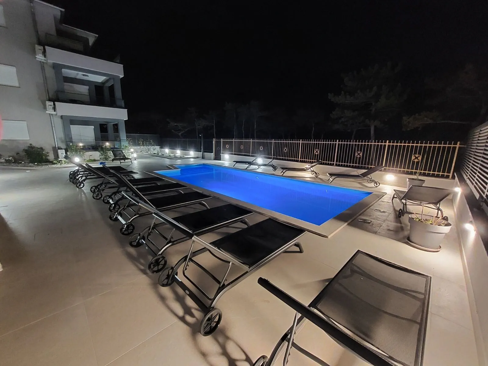 Luxury apartments with pool Punta Šilo – Šilo, Croația
