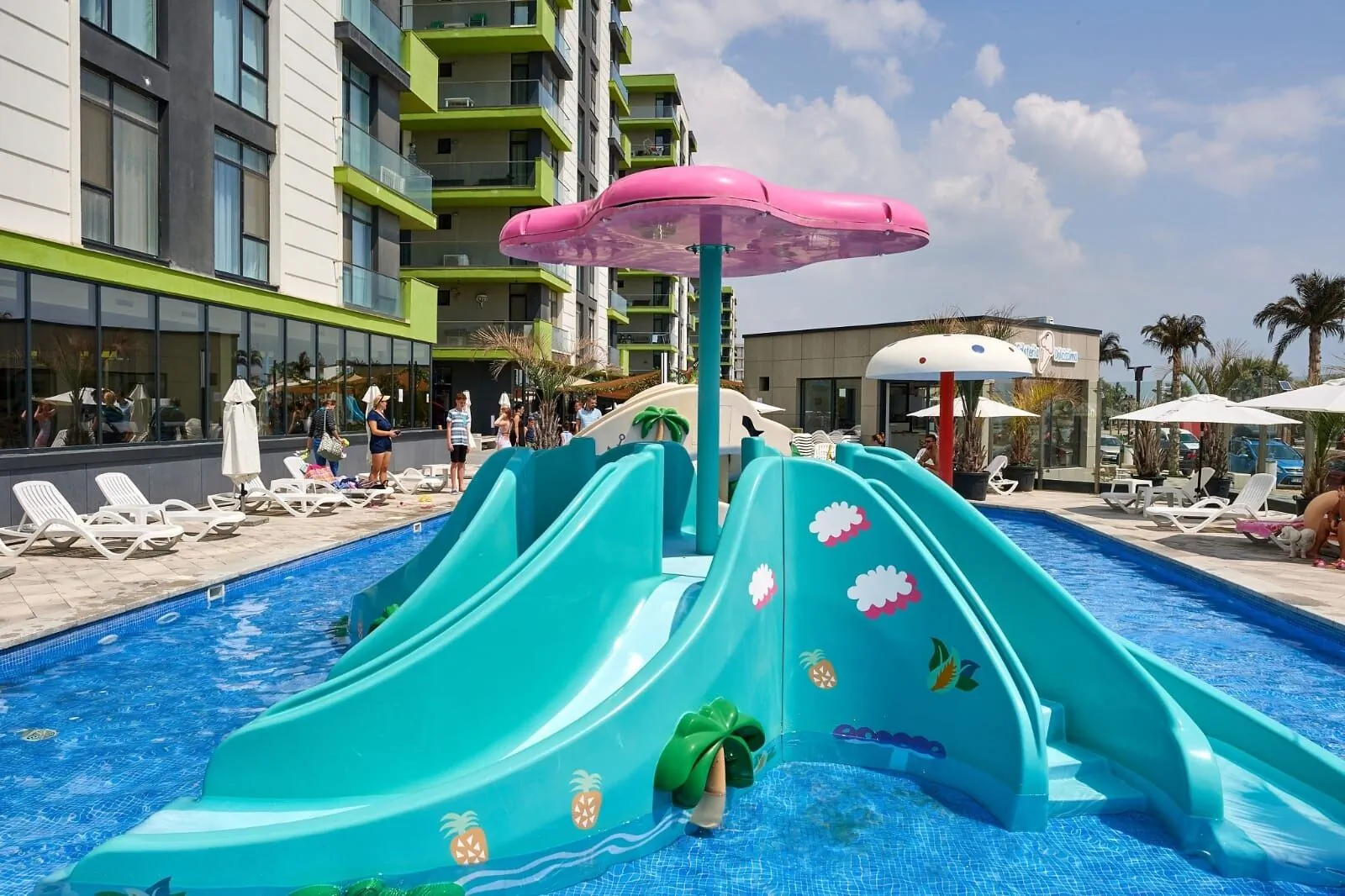Luxury Alezzi Mamaia Nord – Mamaia-Sat, România