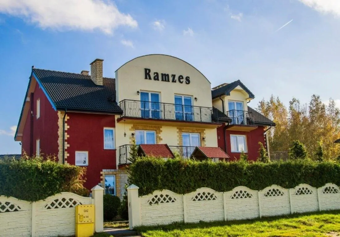 Pensjonat Ramzes Ustka – Ustka, Polska