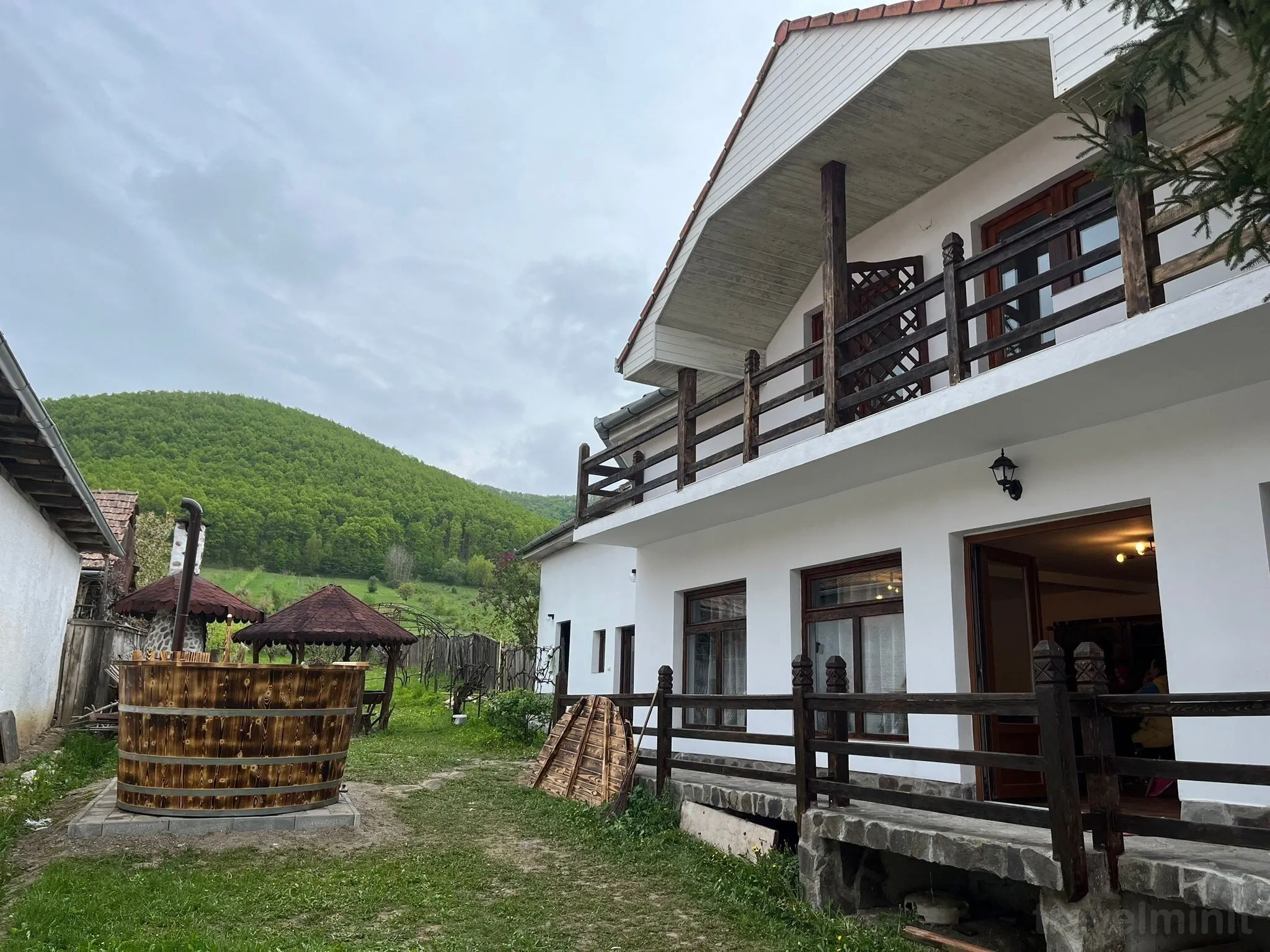 Casa Ariana Poiana Aiudului – Poiana Aiudului, România
