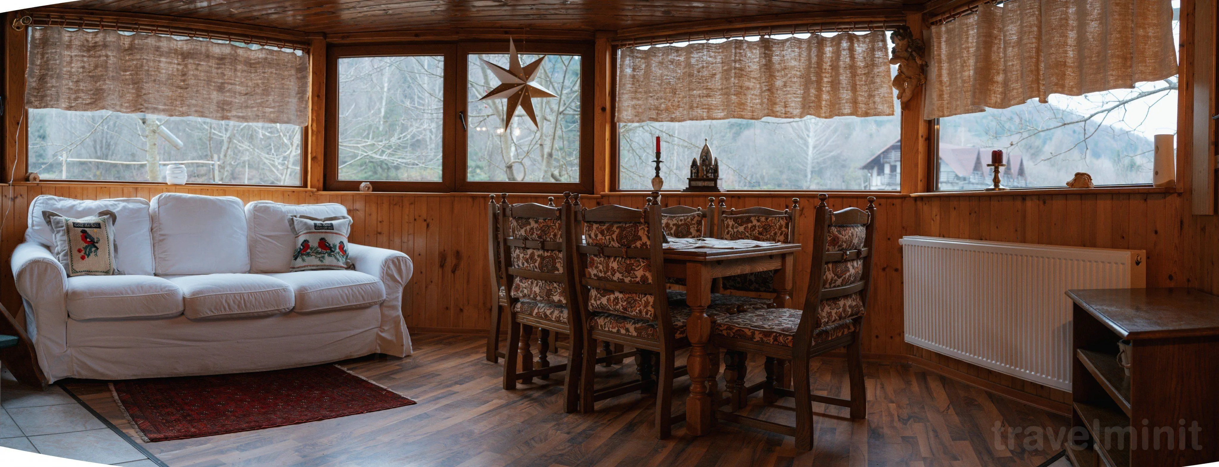 Biniște Tiny House by the River Dejani – Dejani, România