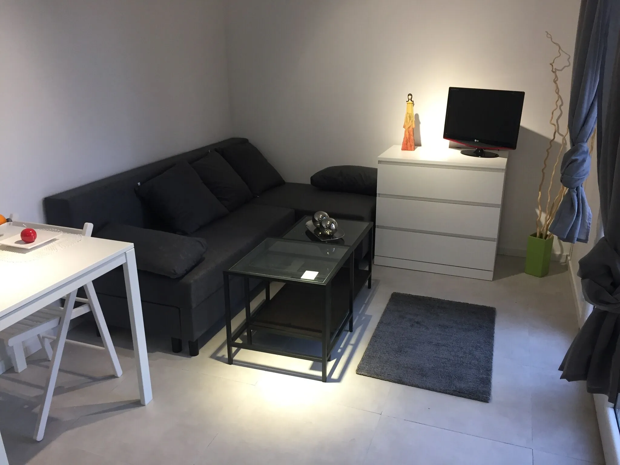 Makosieje Resort - domek 20 metrów od jeziora – Makosieje, Polonia
