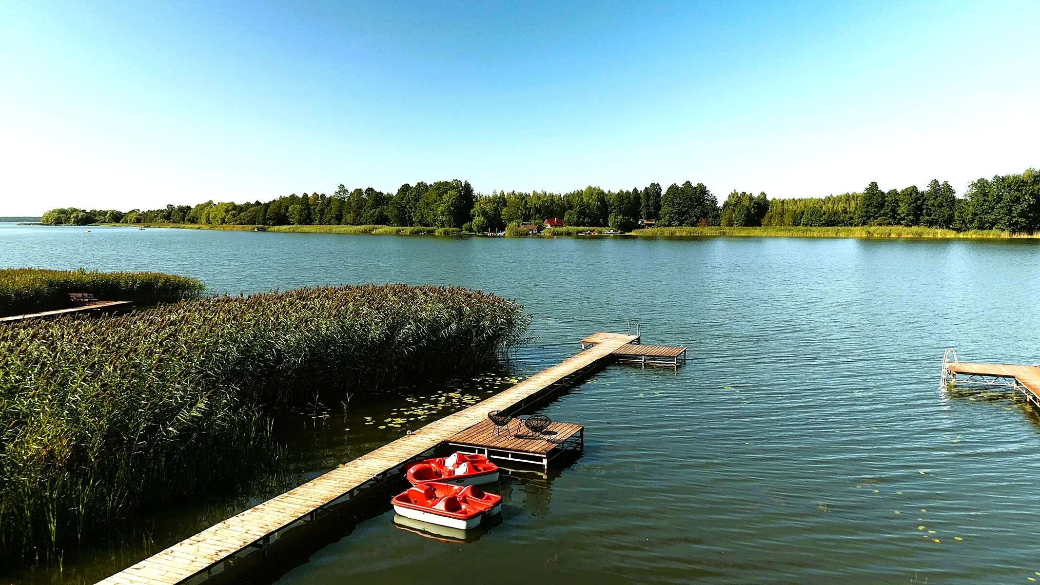 Makosieje Resort - domek 30 metrów od jeziora – Makosieje, Polonia