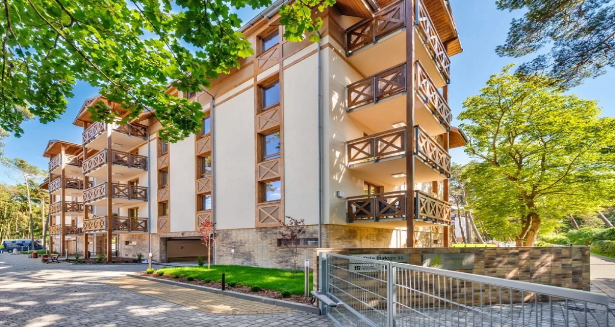 Apartamenty Sun & Snow Rezydencja Park Rodzinna II Mielno – Mielno, Polsko