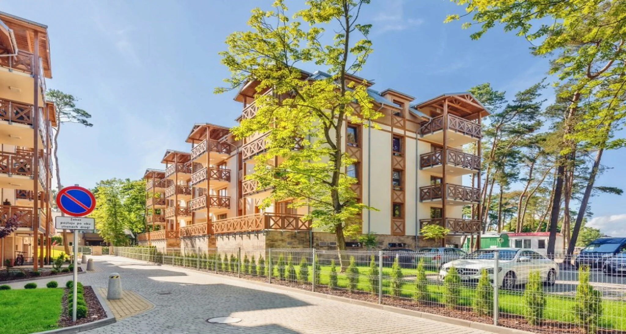 Apartamenty Sun & Snow Rezydencja Park Rodzinna II Mielno – Mielno, Polsko