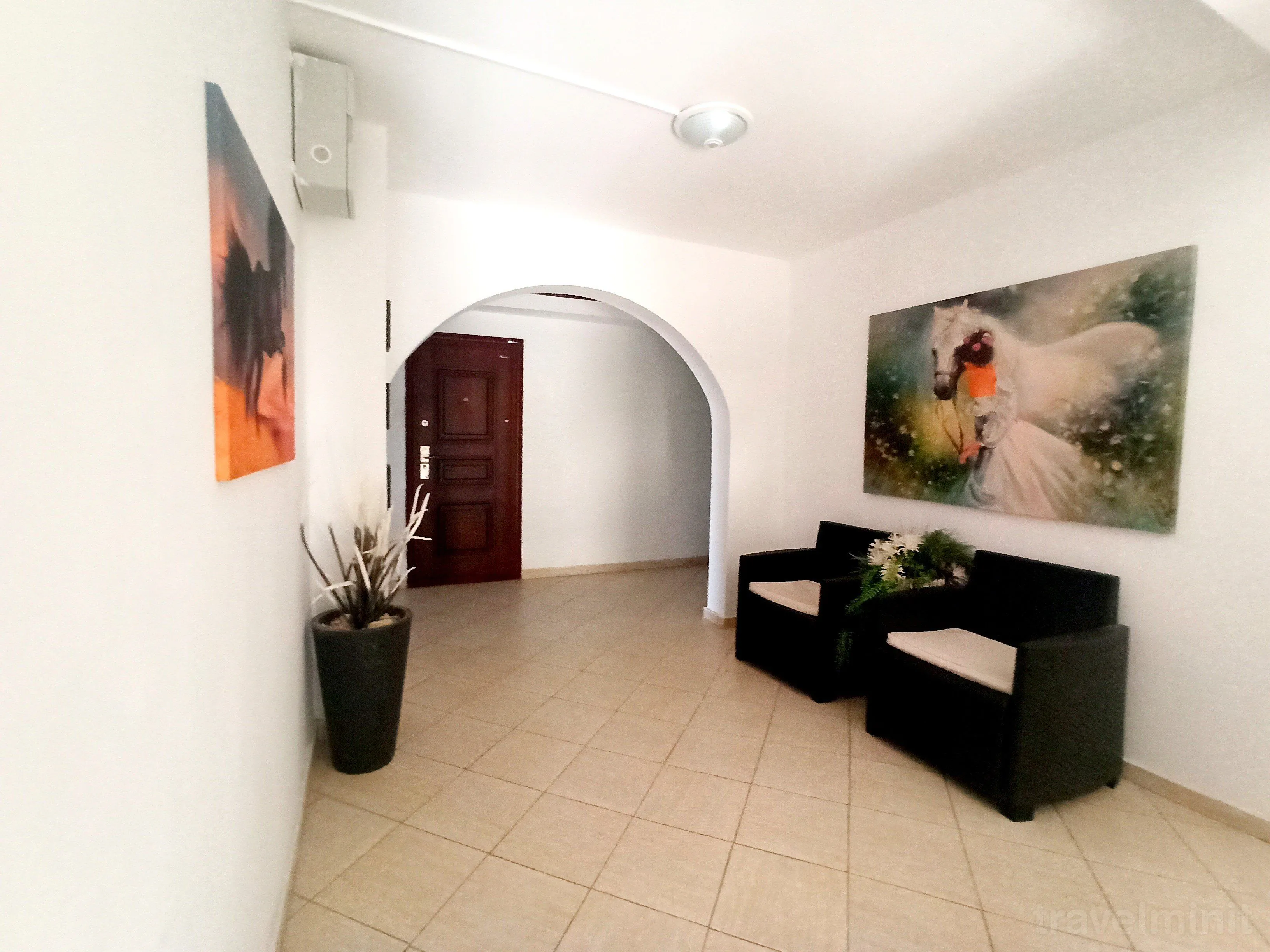 Apartamente Roșu Litoral Saturn – Saturn, România