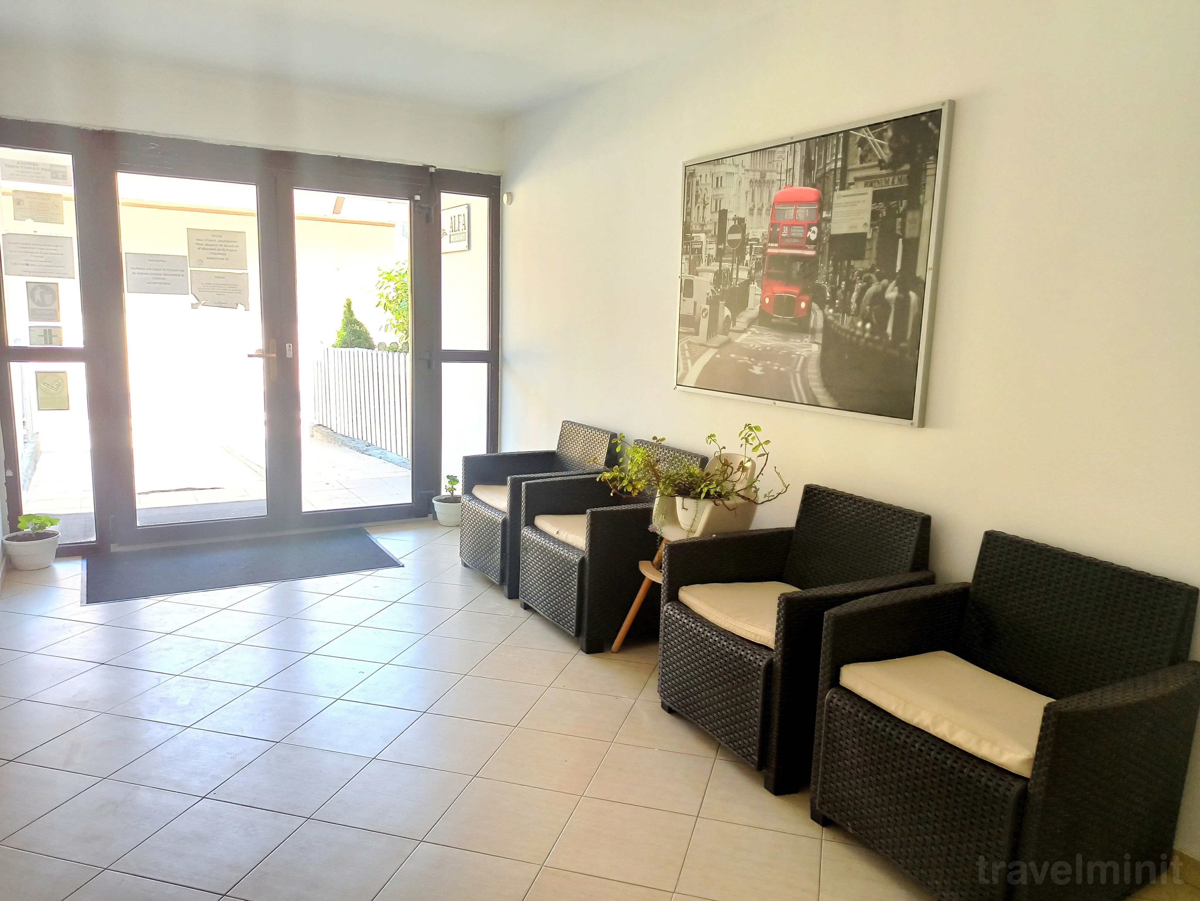 Apartamente Roșu Litoral Saturn – Saturn, România
