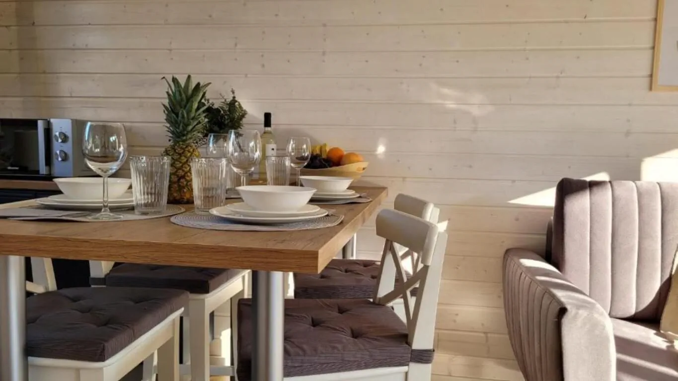 Lis i Mewa Domy Apartamentowe Wicie – Wicie, Polska