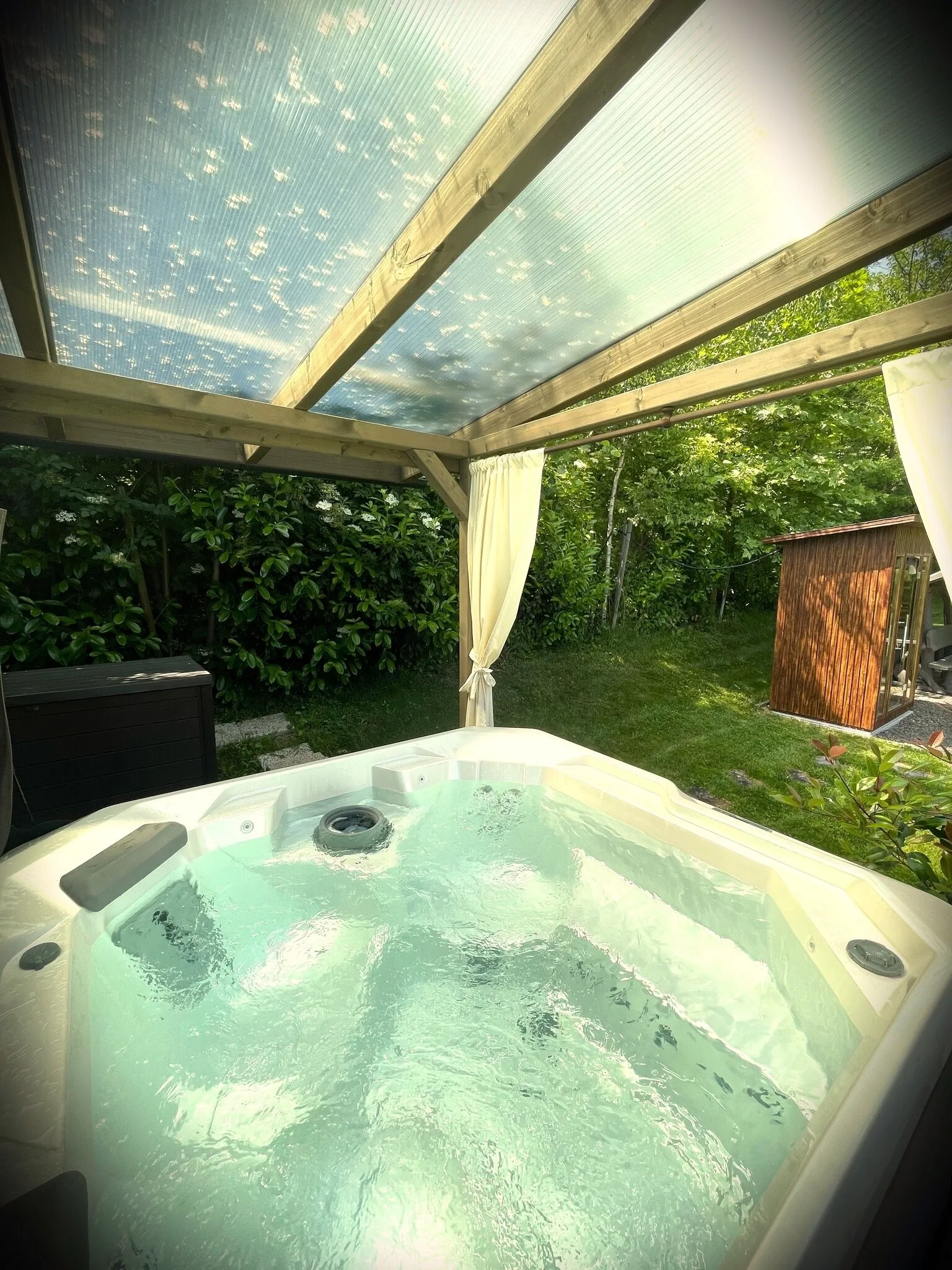Forest Lodge Vendégház Diósjenő – Diósjenő, Ungaria