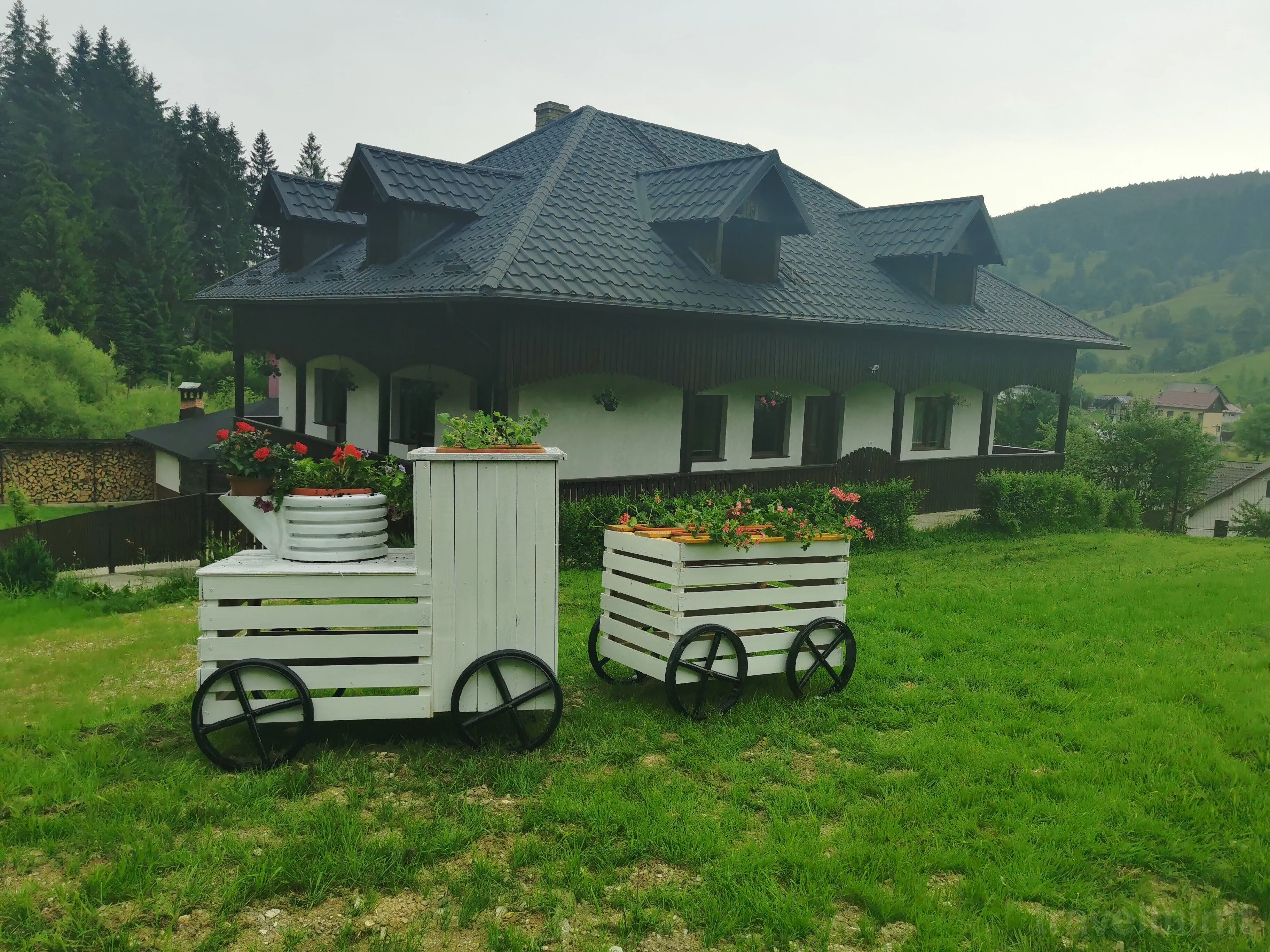 Casa Emiral Voroneț – Voroneţ, România