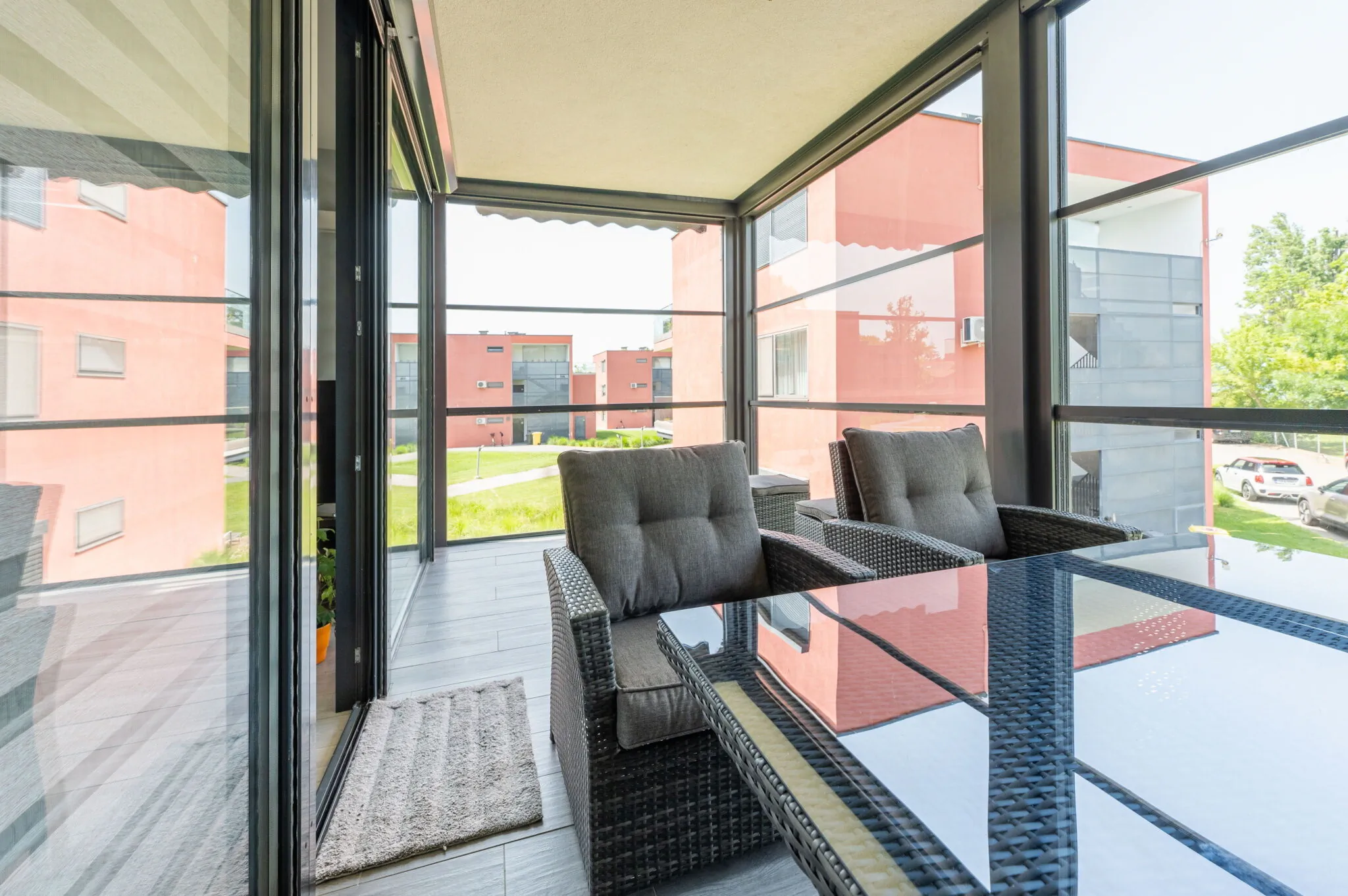 BL YachtClub S4 Villa Apartman Balatonlelle – Balatonlelle, Ungaria