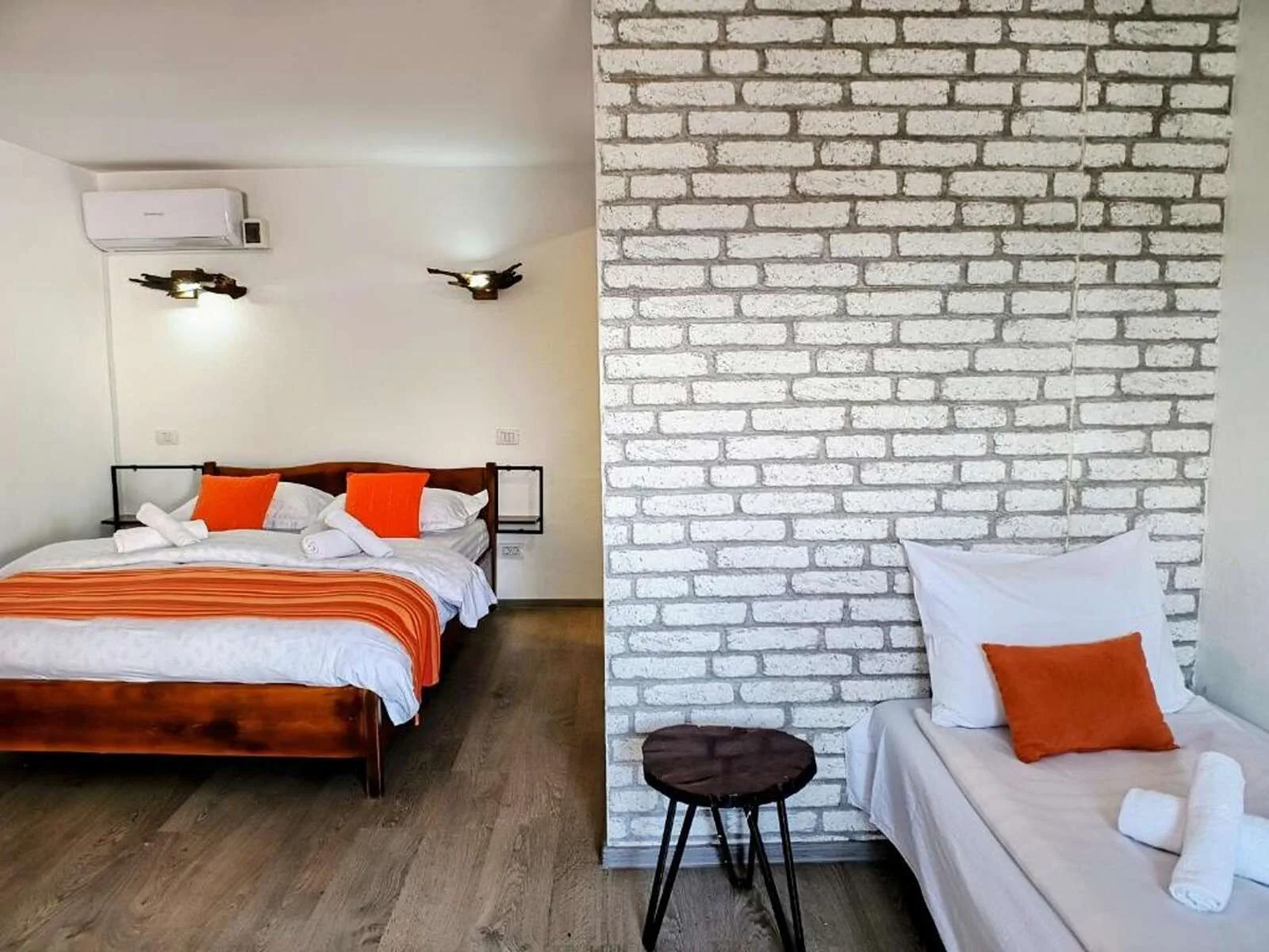 La Locanda Dubova – Dubova, România