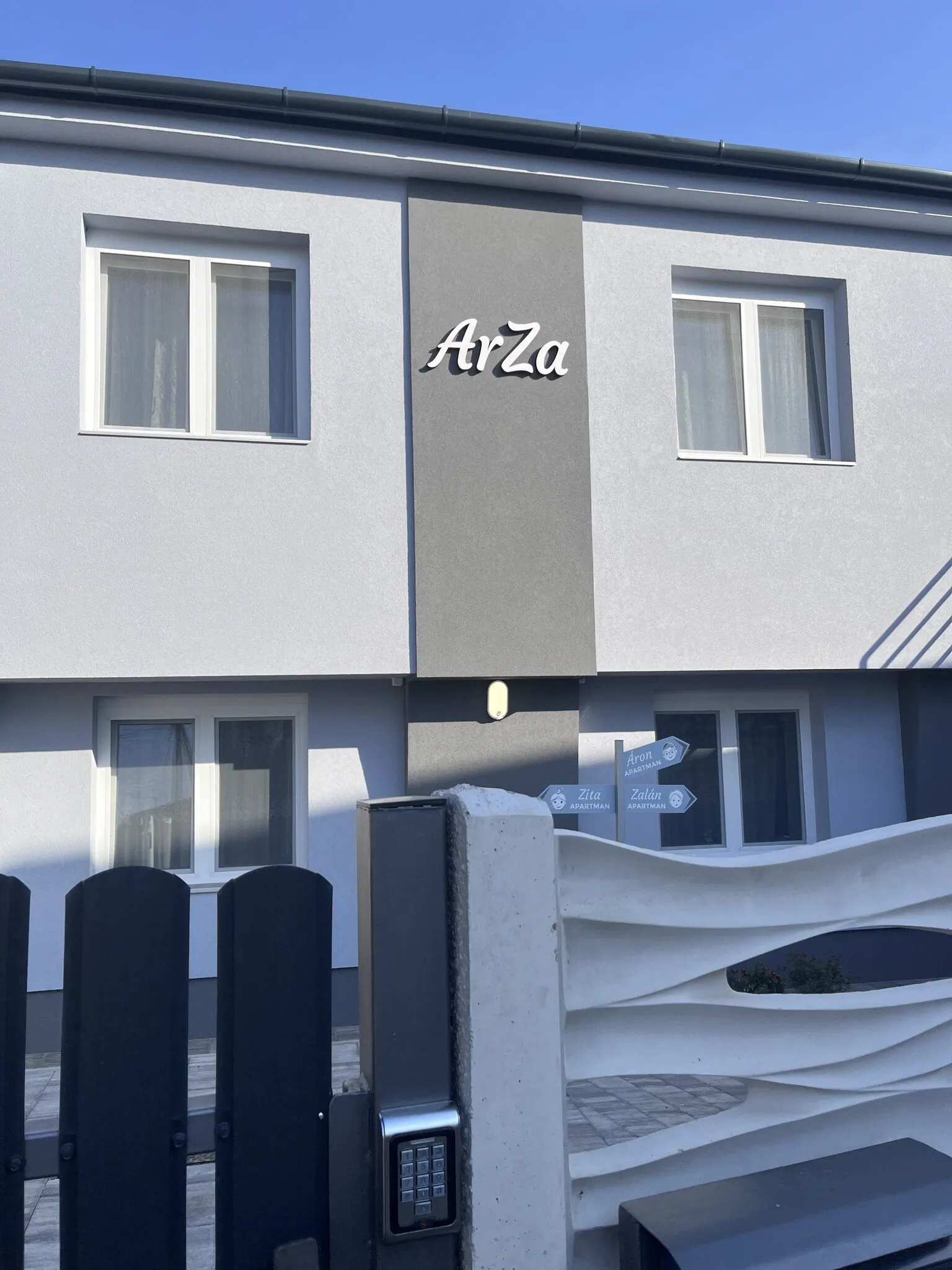 ArZa Sóstó Apartman Nyíregyháza – Nyíregyháza, Ungaria