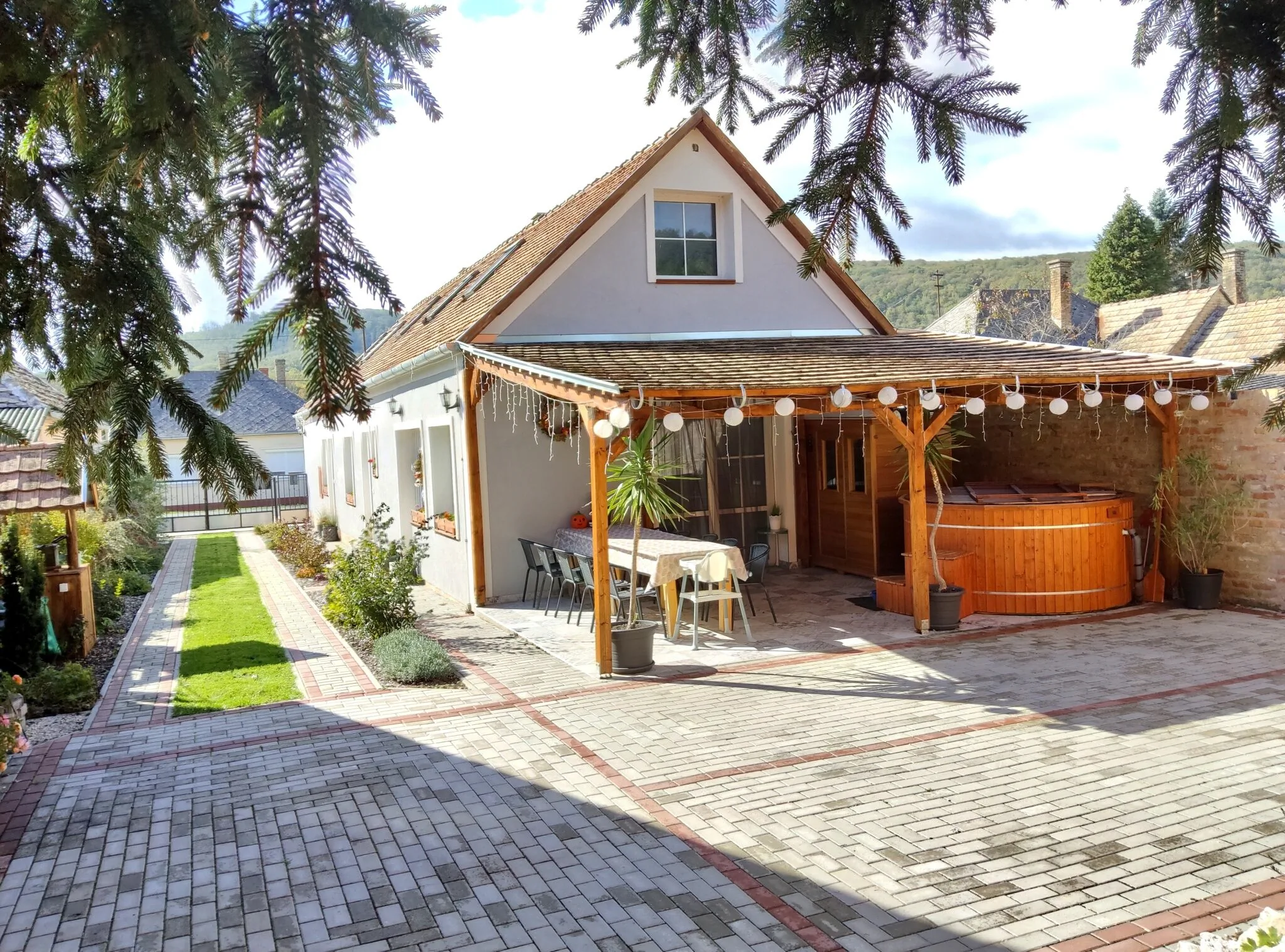 Borostyánkút Wellness Home Vendégház Bakonybél – Bakonybél, Ungaria