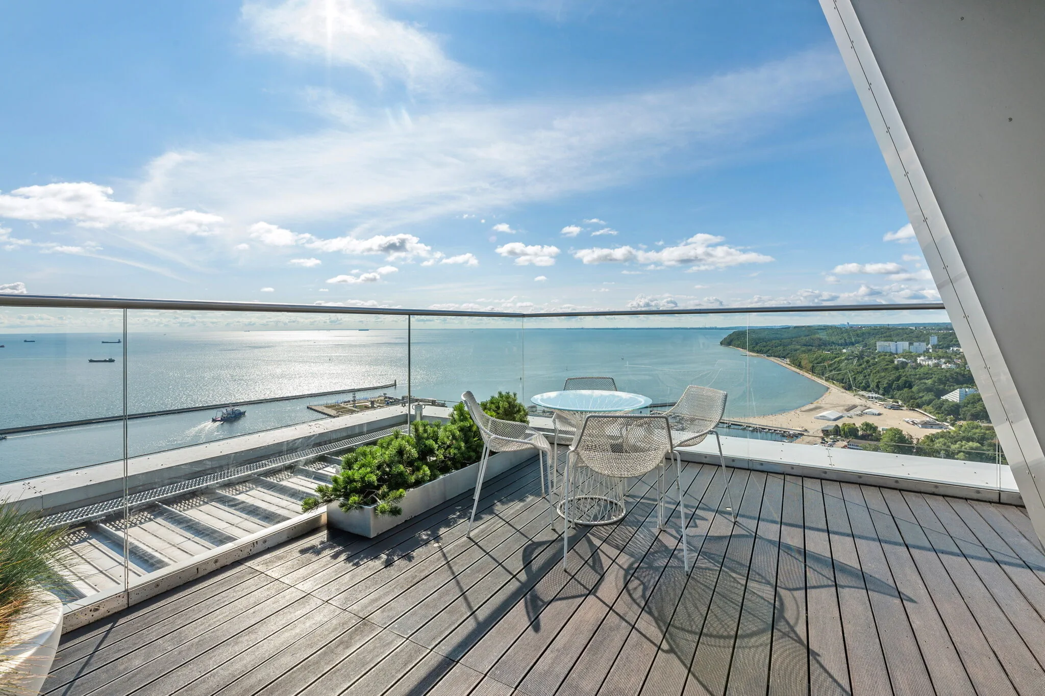 Sea Towers 24 Apartament Modern Gdynia – Gdynia, Polska
