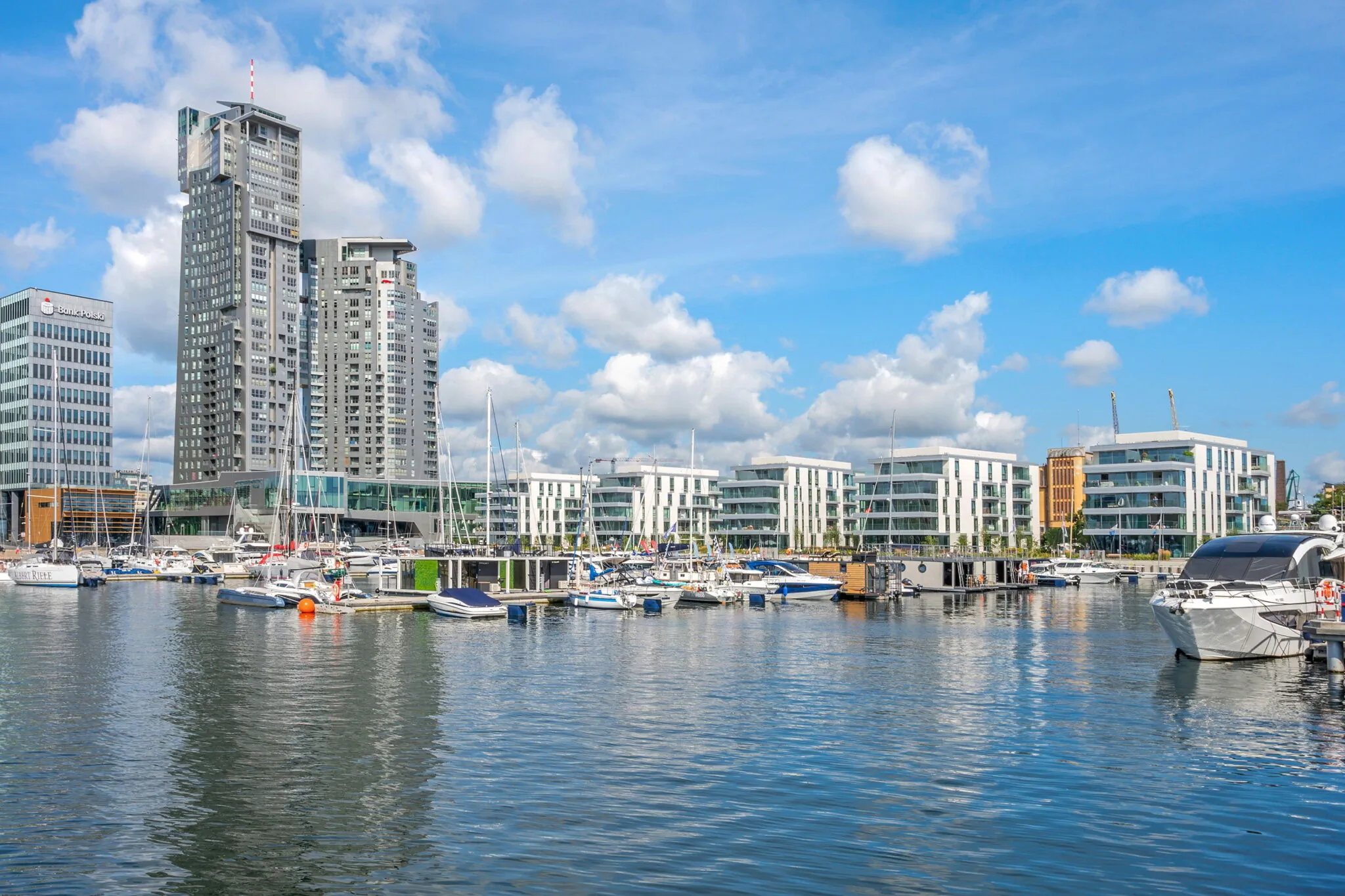 Sea Towers 24 Apartament Modern Gdynia – Gdynia, Polska