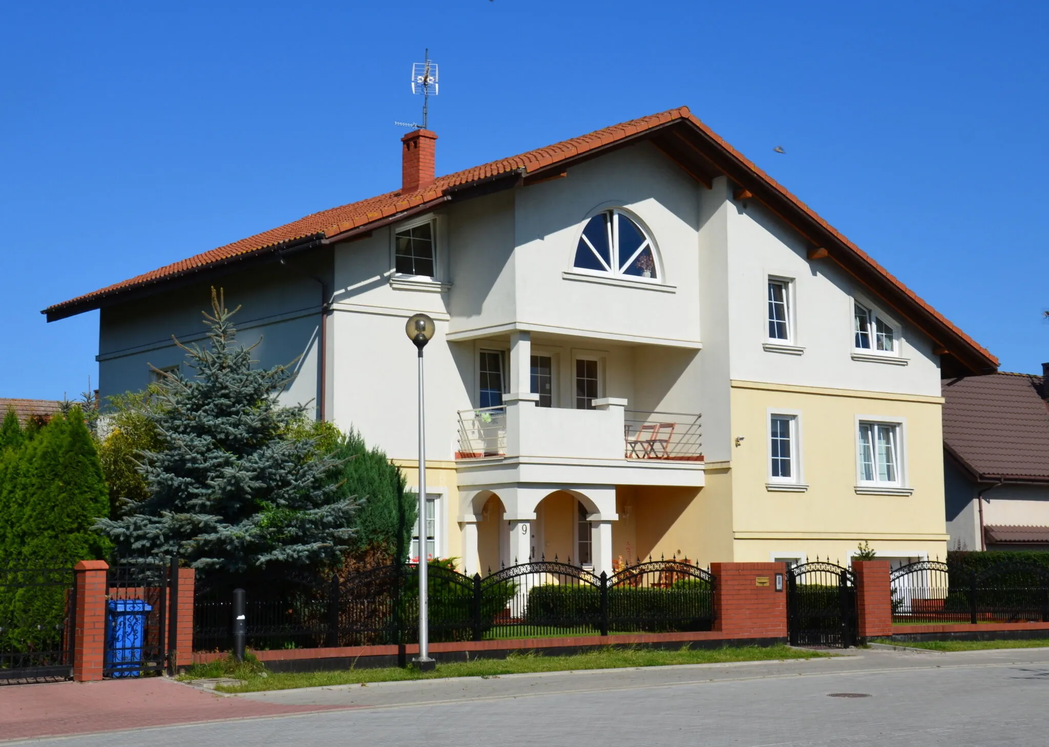 Aven'a pokoje gościnne z basenem – Darłowo, Polonia