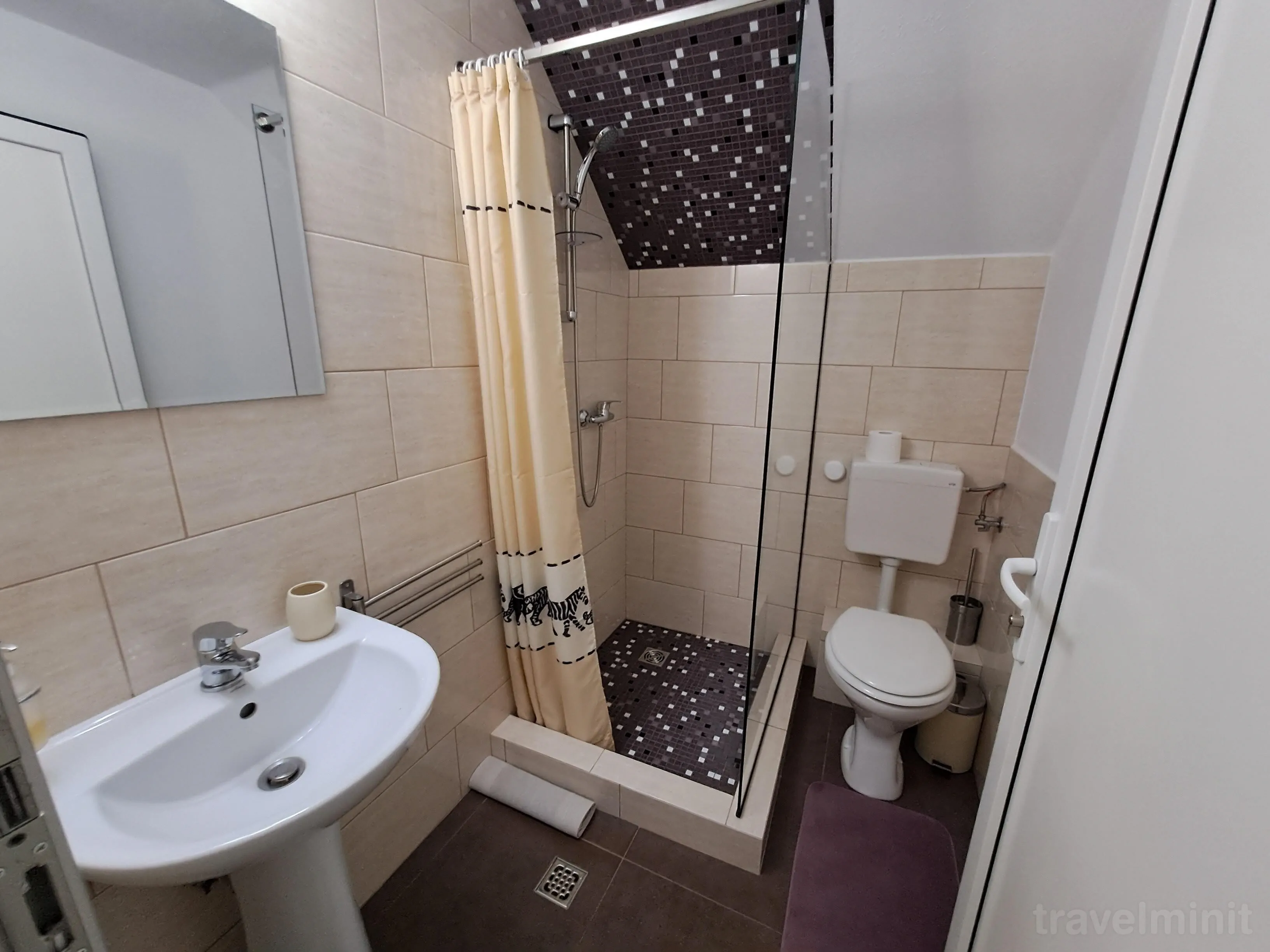 Casa Petra Poiana Mărului – Poiana Mărului, România