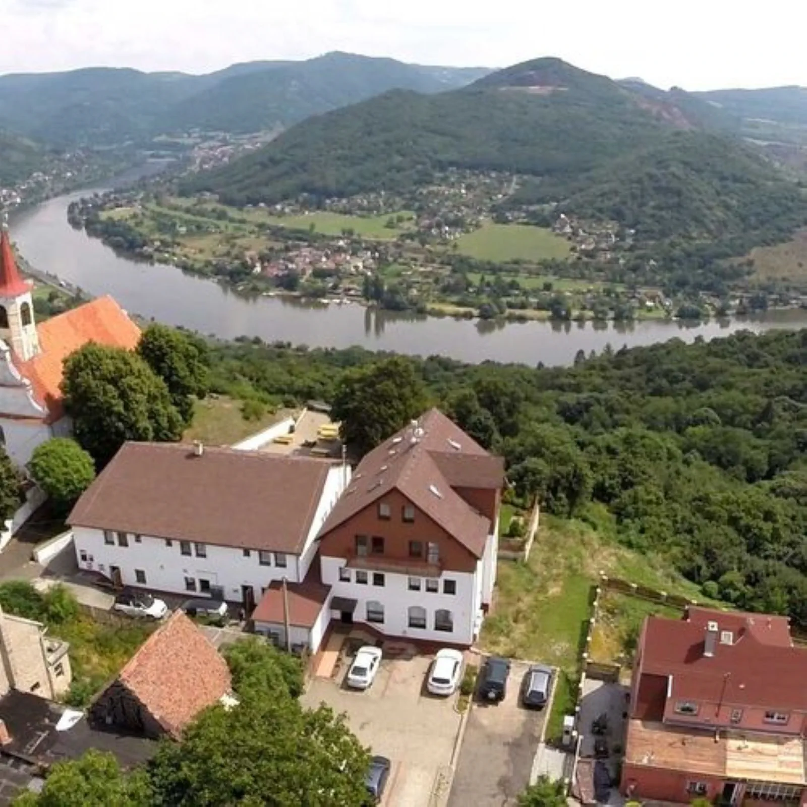 Restaurace a penzion U svaté Barbory Řehlovice - foto 1