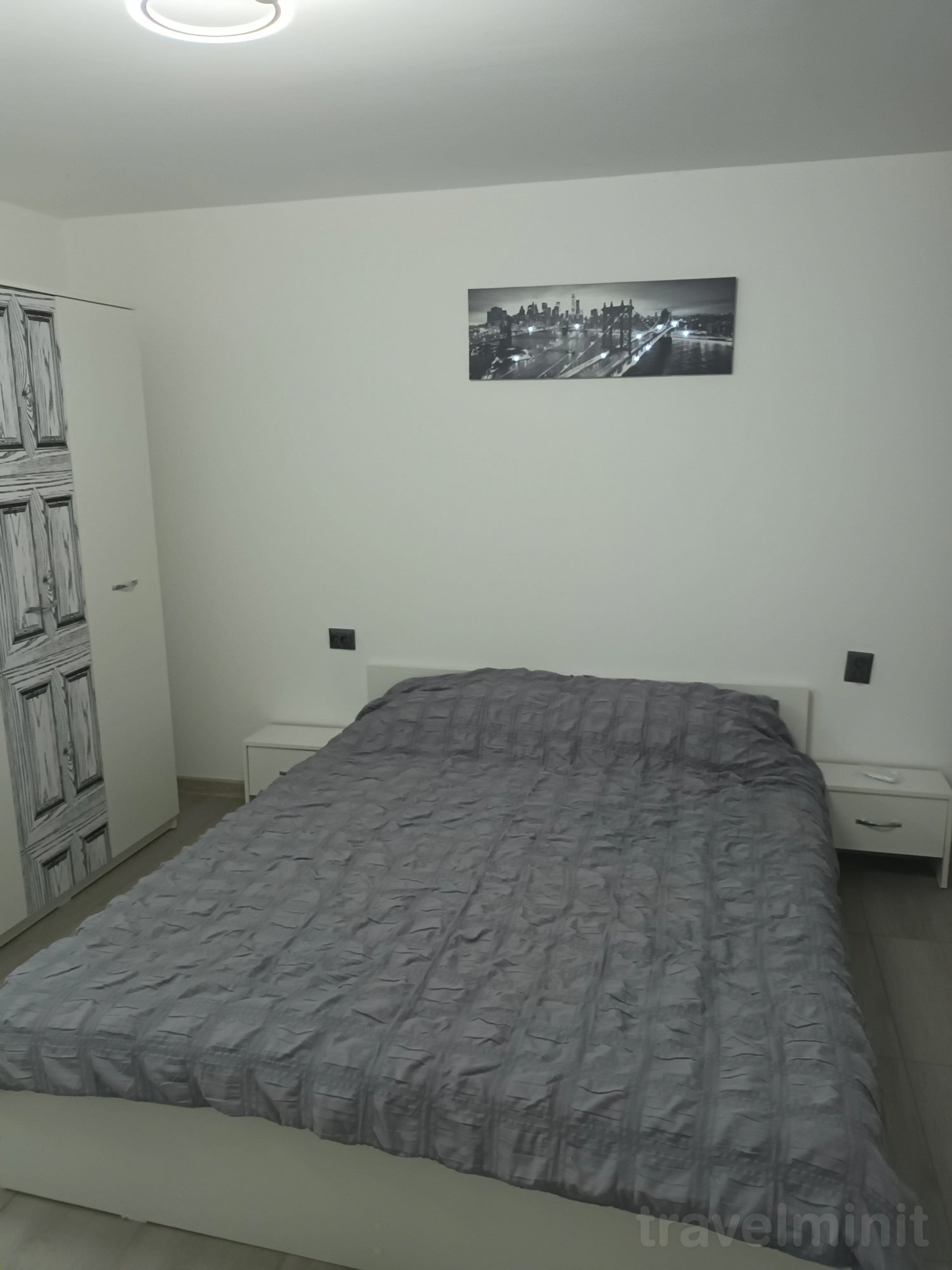 Panoramic House Coronini – Coronini, România
