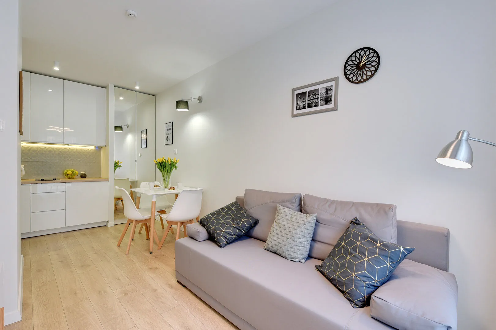 PLATINIUM LOFTS Chmielna 72 A - foto 6