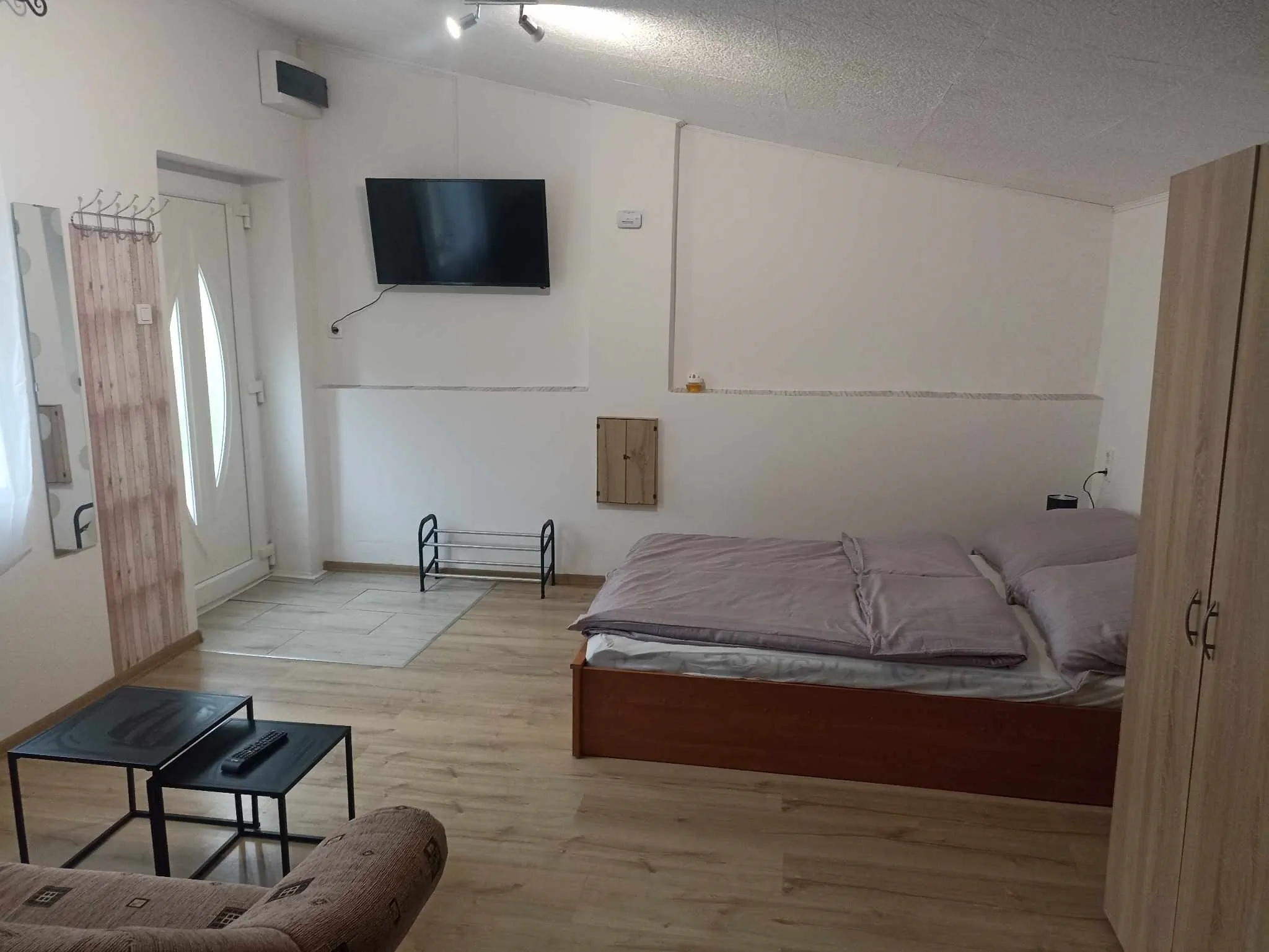 Lile Apartman Balatonlelle – Balatonlelle, Węgry