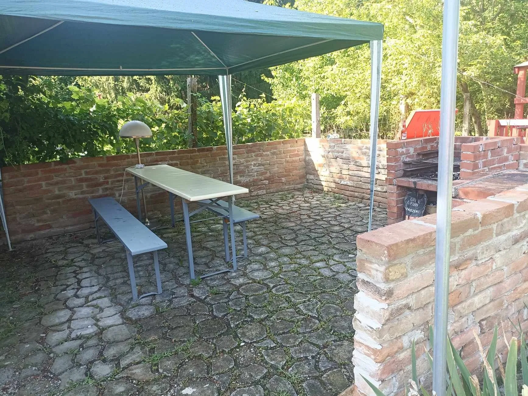 Lile Apartman Balatonlelle – Balatonlelle, Węgry