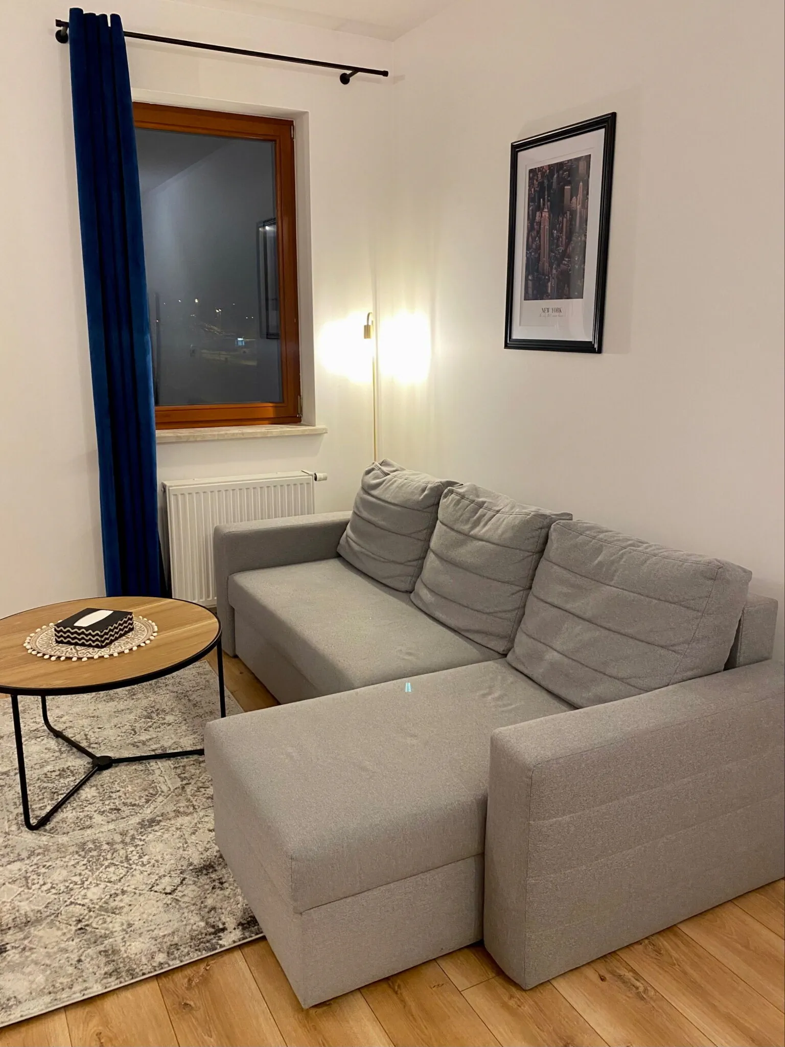 Project Comfort Apartament Bohaterów 12/7  – Warszawa, Polska