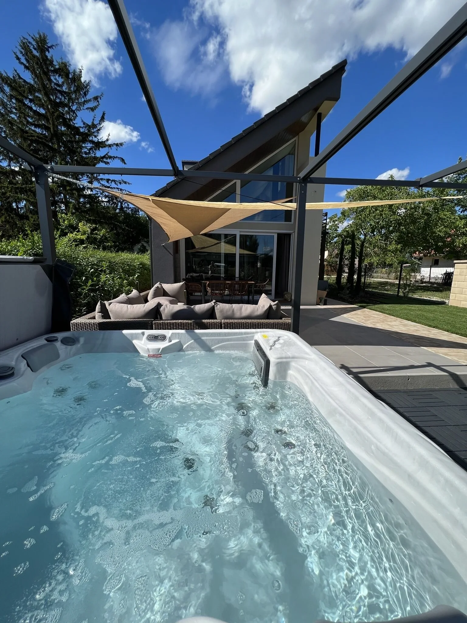 Beige Villa Balatonkenese – Balatonkenese, Ungaria