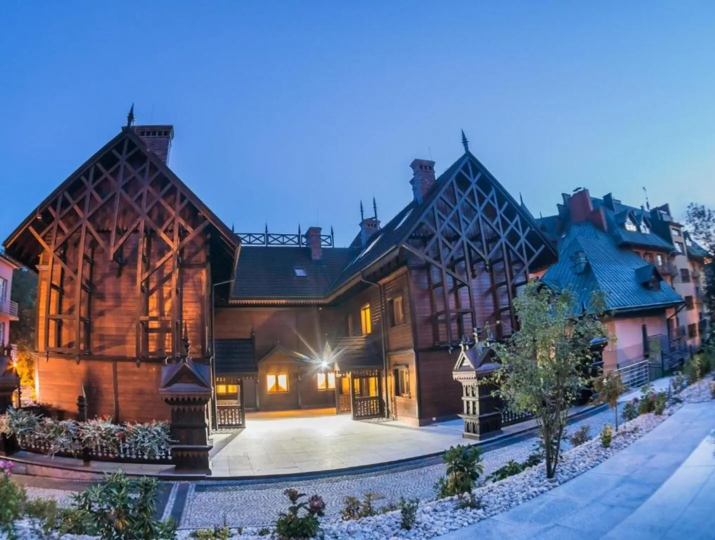 HOTEL Victoria Cechini Krynica-Zdrój  – Krynica-Zdrój, Polska