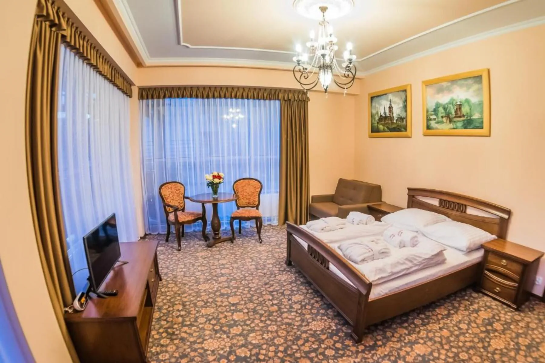 HOTEL Victoria Cechini Krynica-Zdrój  – Krynica-Zdrój, Polska