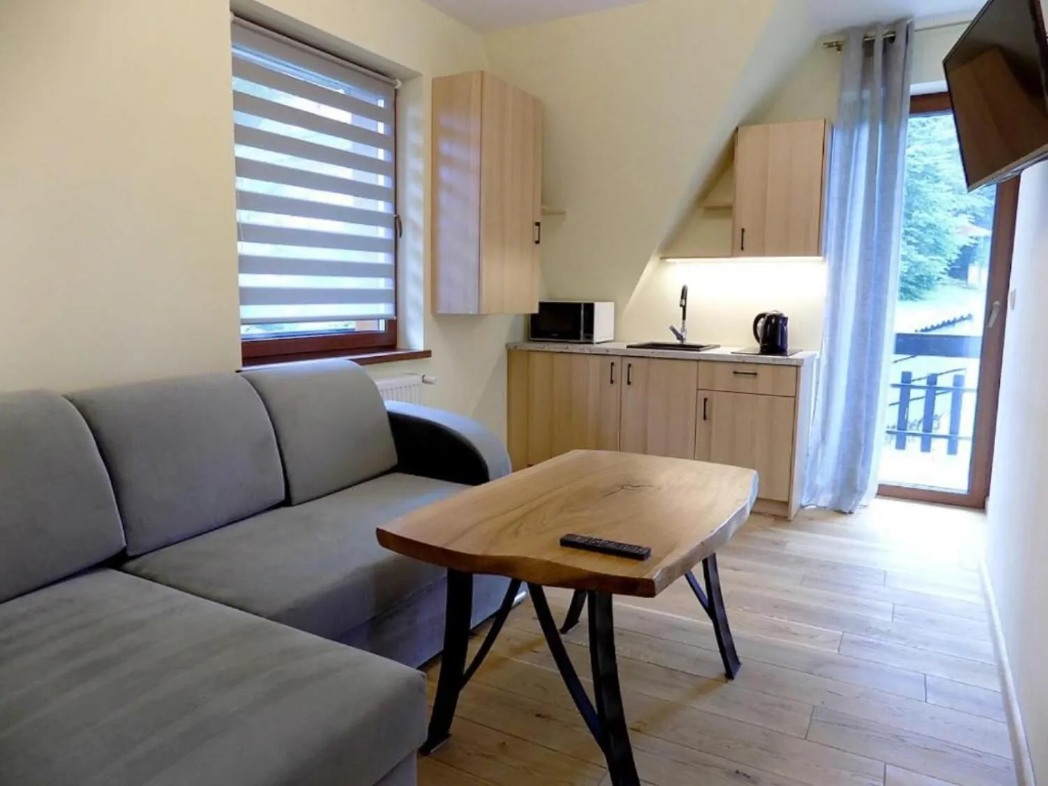 Apartament nr 6 U Miśka - obok dworca Zakopane - foto 1