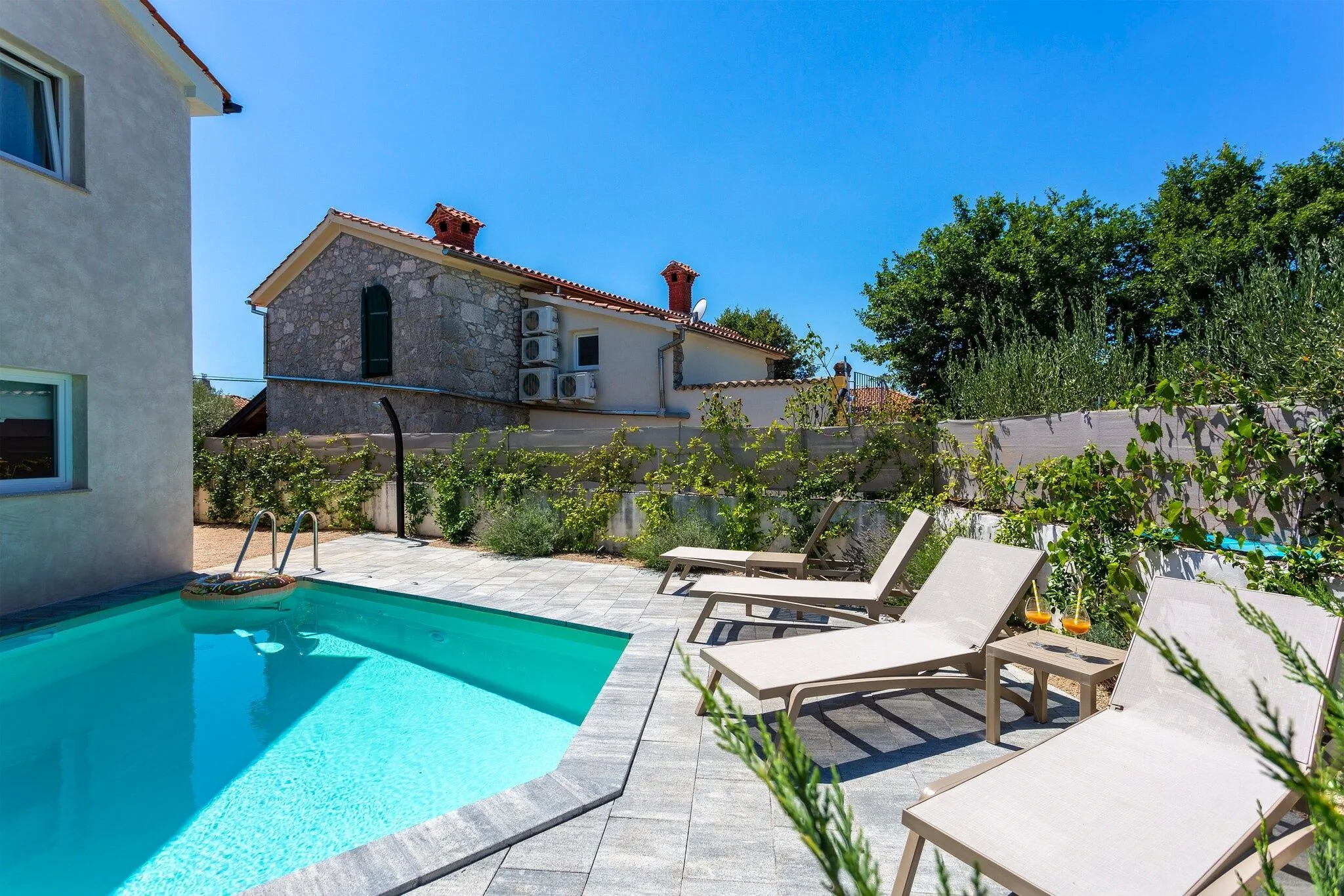 Villa Lota Dobrinj – Dobrinj, Croația