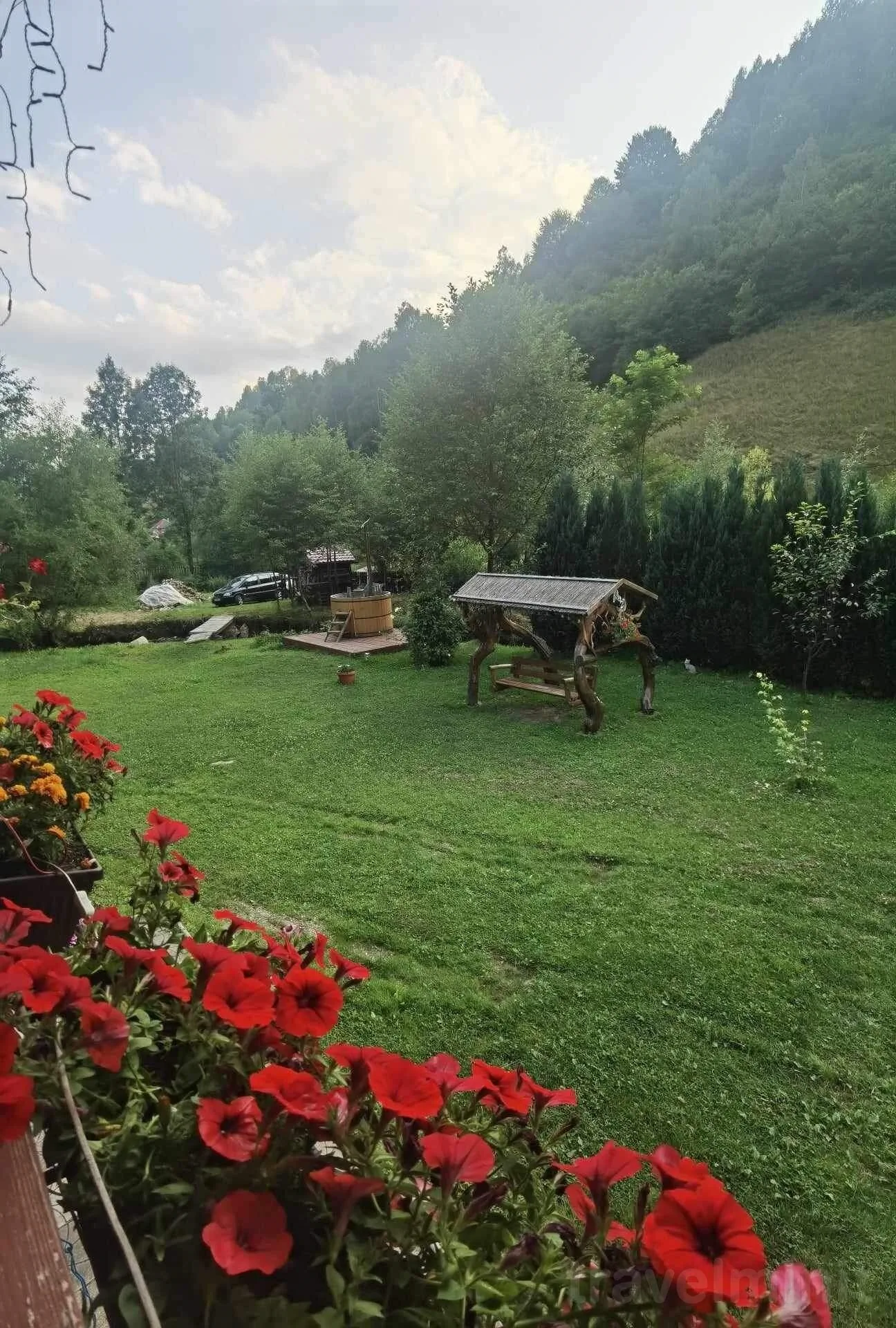 Di&D House Bănița – Comuna Băniţa, România