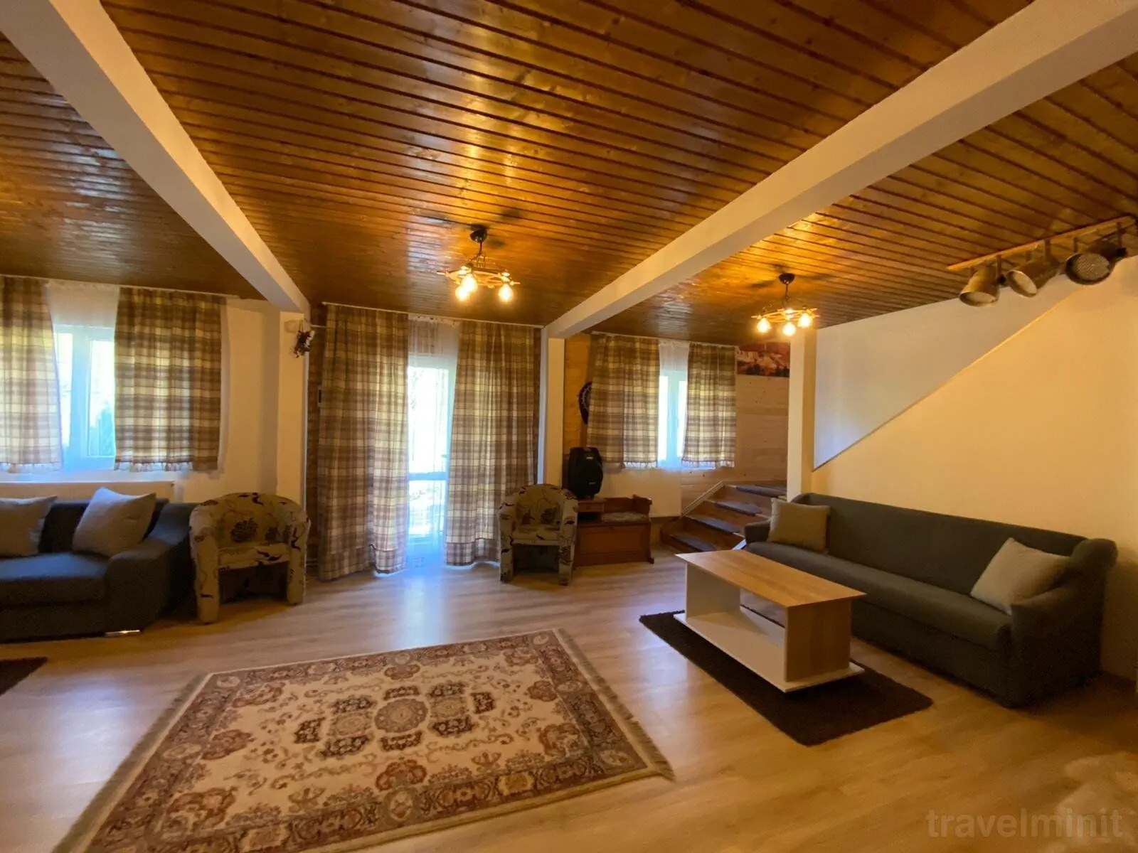 Di&D House Bănița – Comuna Băniţa, România