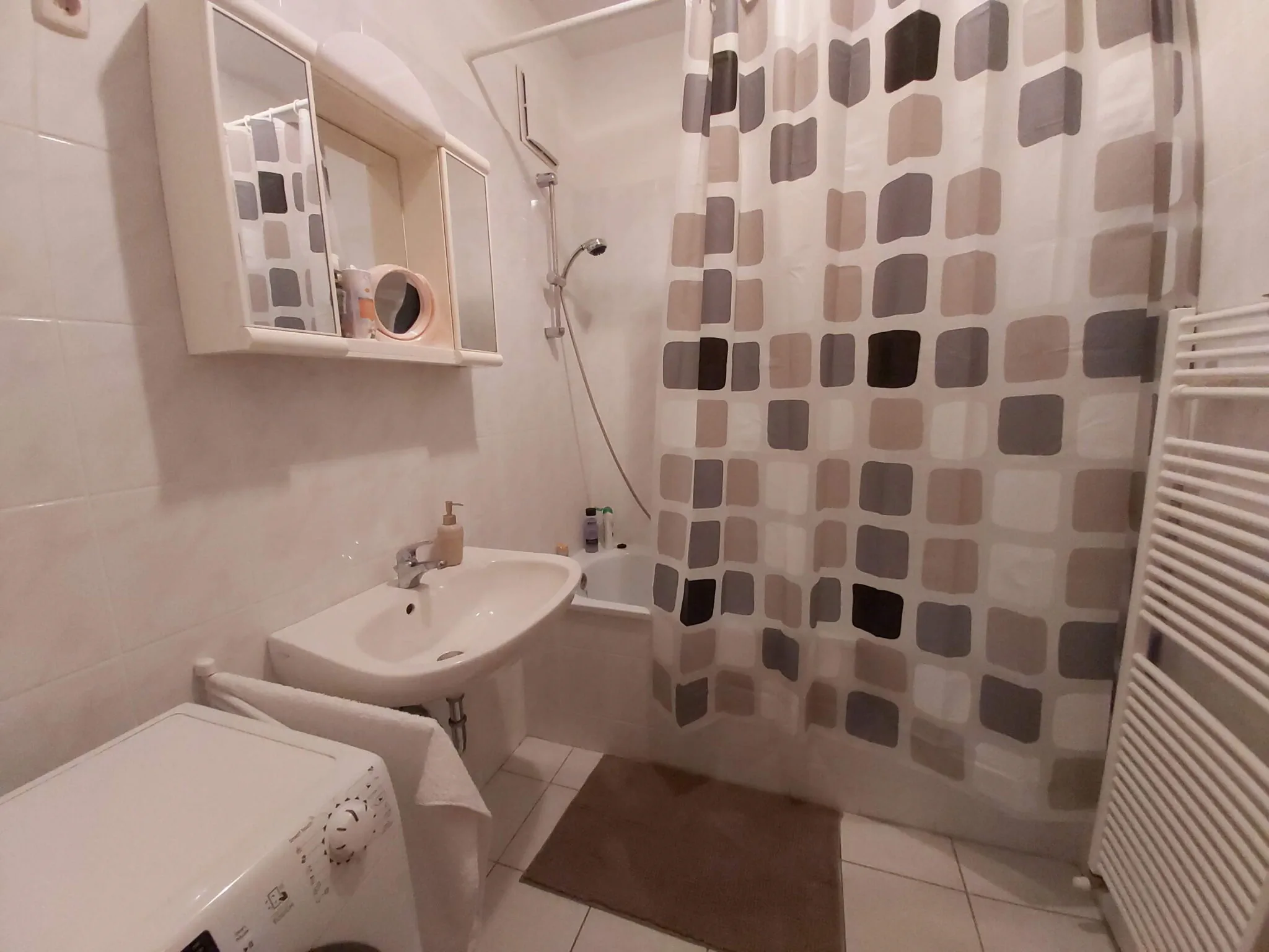 Hévíz Ági Apartman Hévíz – Hévíz, Węgry