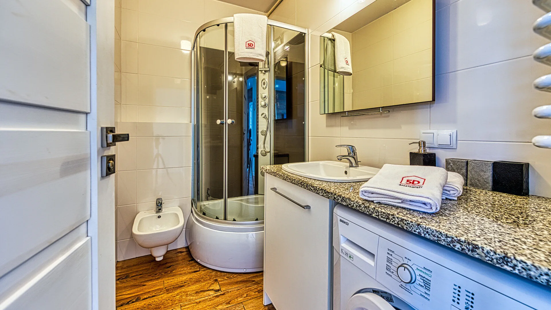 Apartament Zdrojowy z Sauną - 5D Apartamenty Świeradów-Zdrój – Świeradów-Zdrój, Polonia