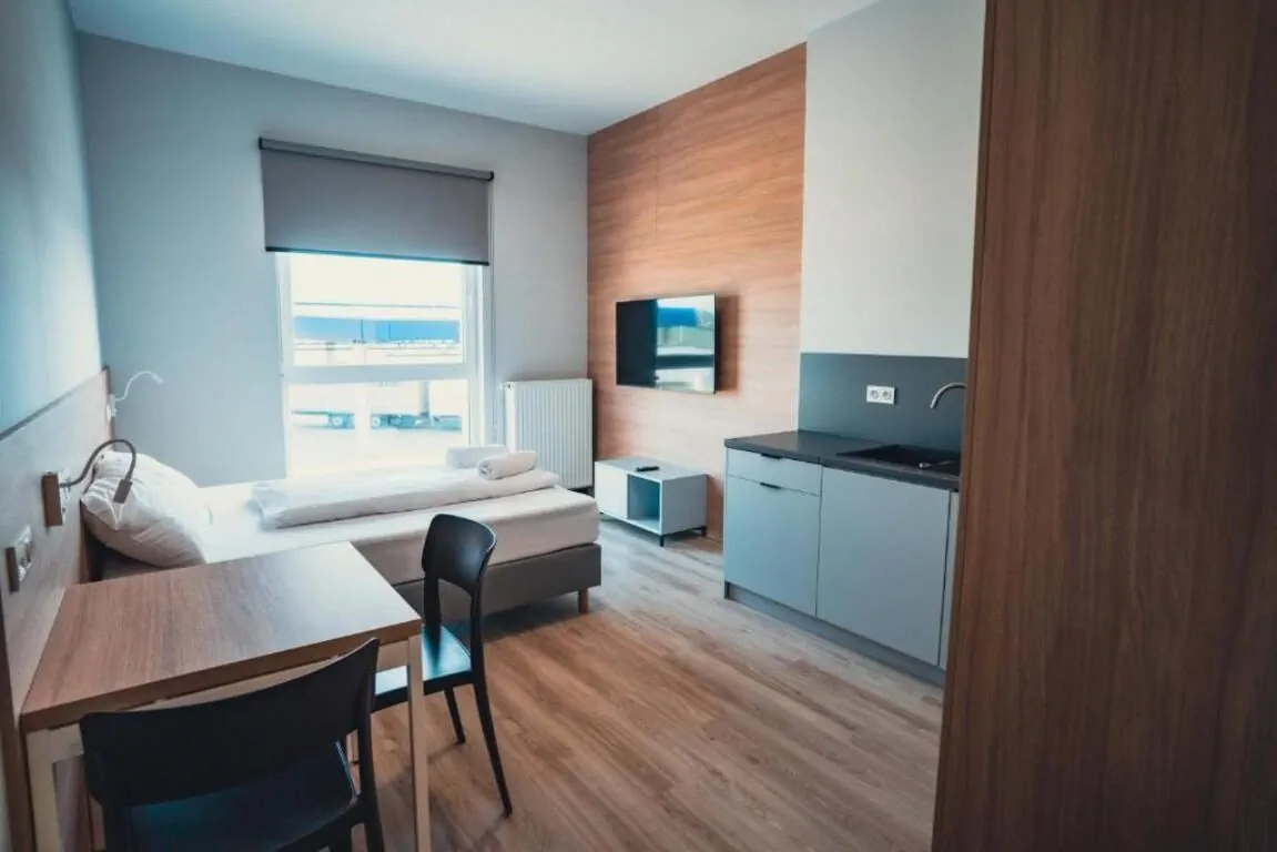 Centrum Szkoleniowo - Noclegowe HHM HEGELMANN Żarska Wieś – Żarska, Polonia