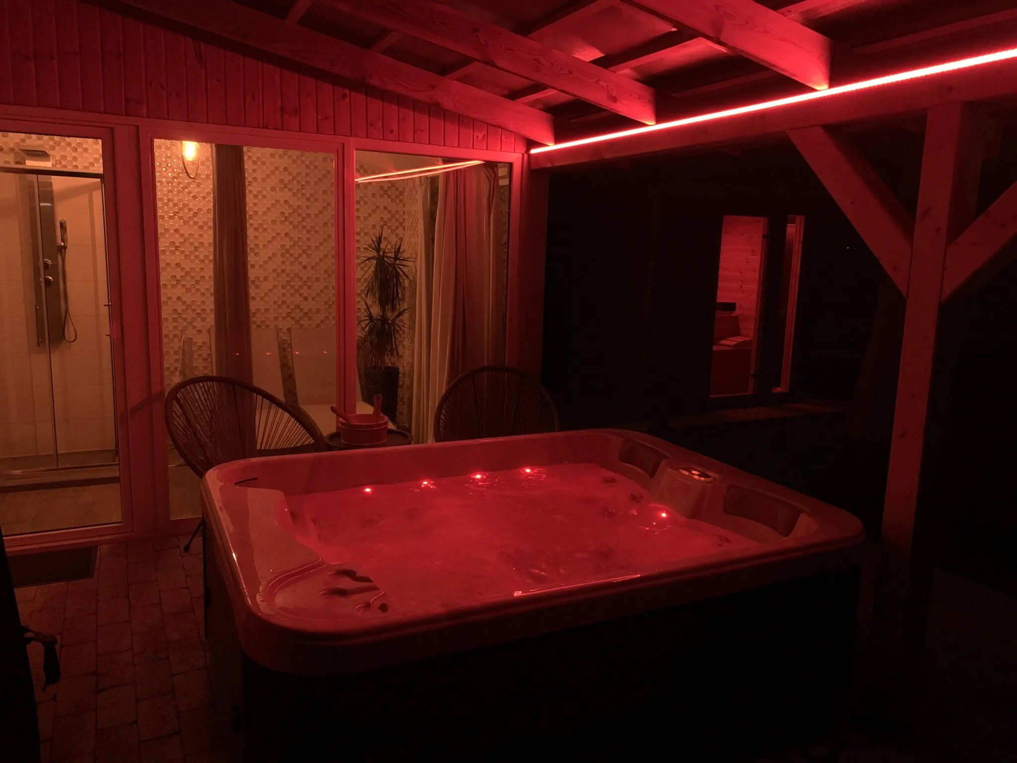 Apróka Relax Vendégház Balatonlelle – Balatonlelle, Ungaria