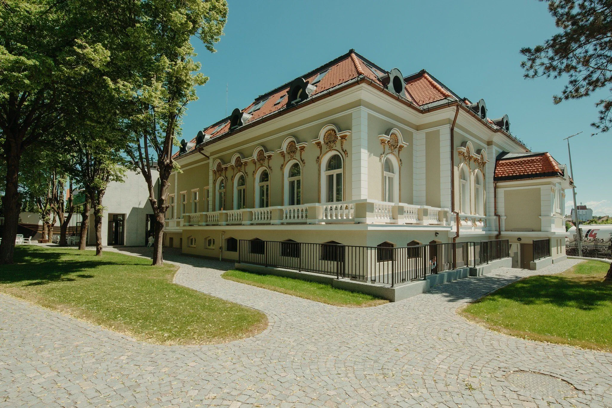   Hotel Cocosul de Aur Târgu Mureș – Târgu Mureș, România
