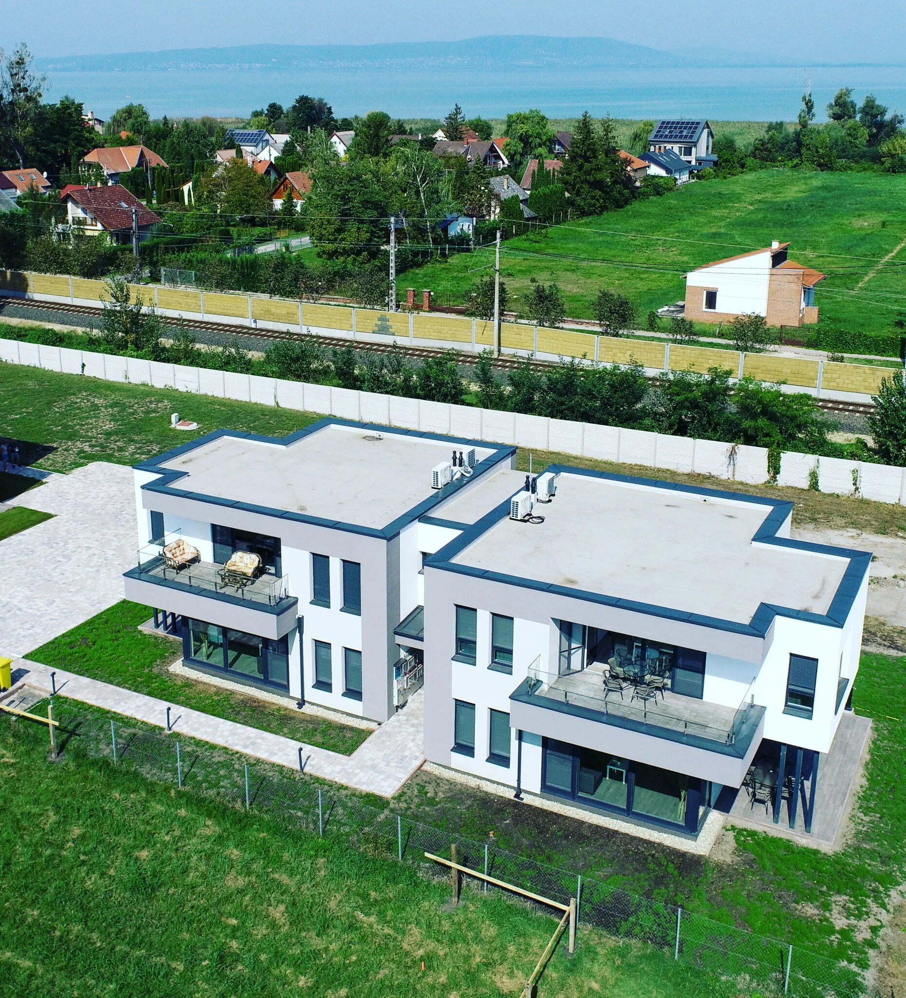 FenyvesGardens Apartman Balatonfenyves - foto 1