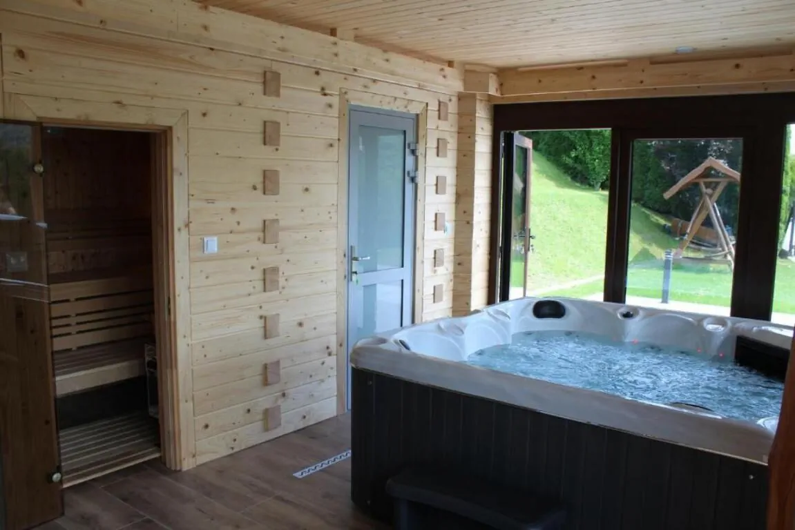 Jaworina - Apartamenty, Domki i Pokoje Solina – Solina, Polonia