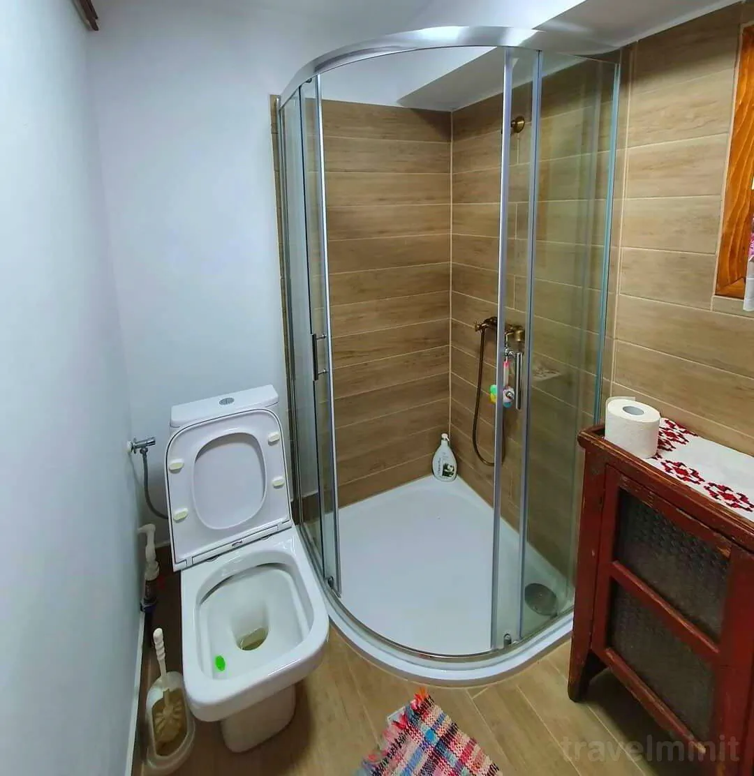 Casa Bunicii Toplița - foto 3