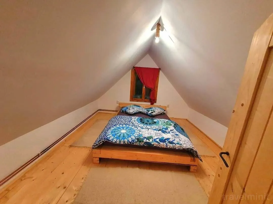 Casa Bunicii Toplița - foto 7