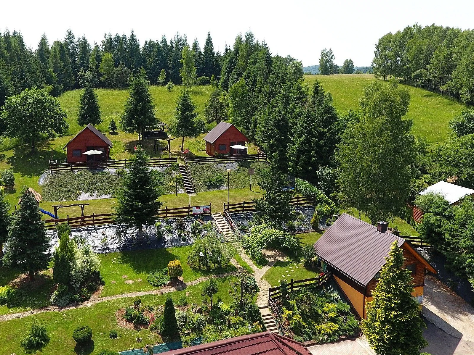Domki drewniane Modrzewiowe Wzgórze Uherce Mineralne – Uherce Mineralne, Polska
