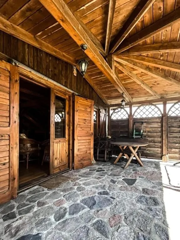 Dom Karwia Jaskrów – Karwia, Polska
