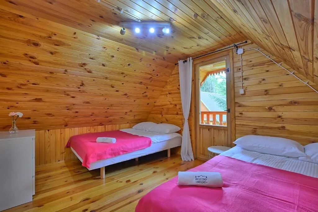  Domek Bieszczady Resort  Polańczyk – Polańczyk, Polsko